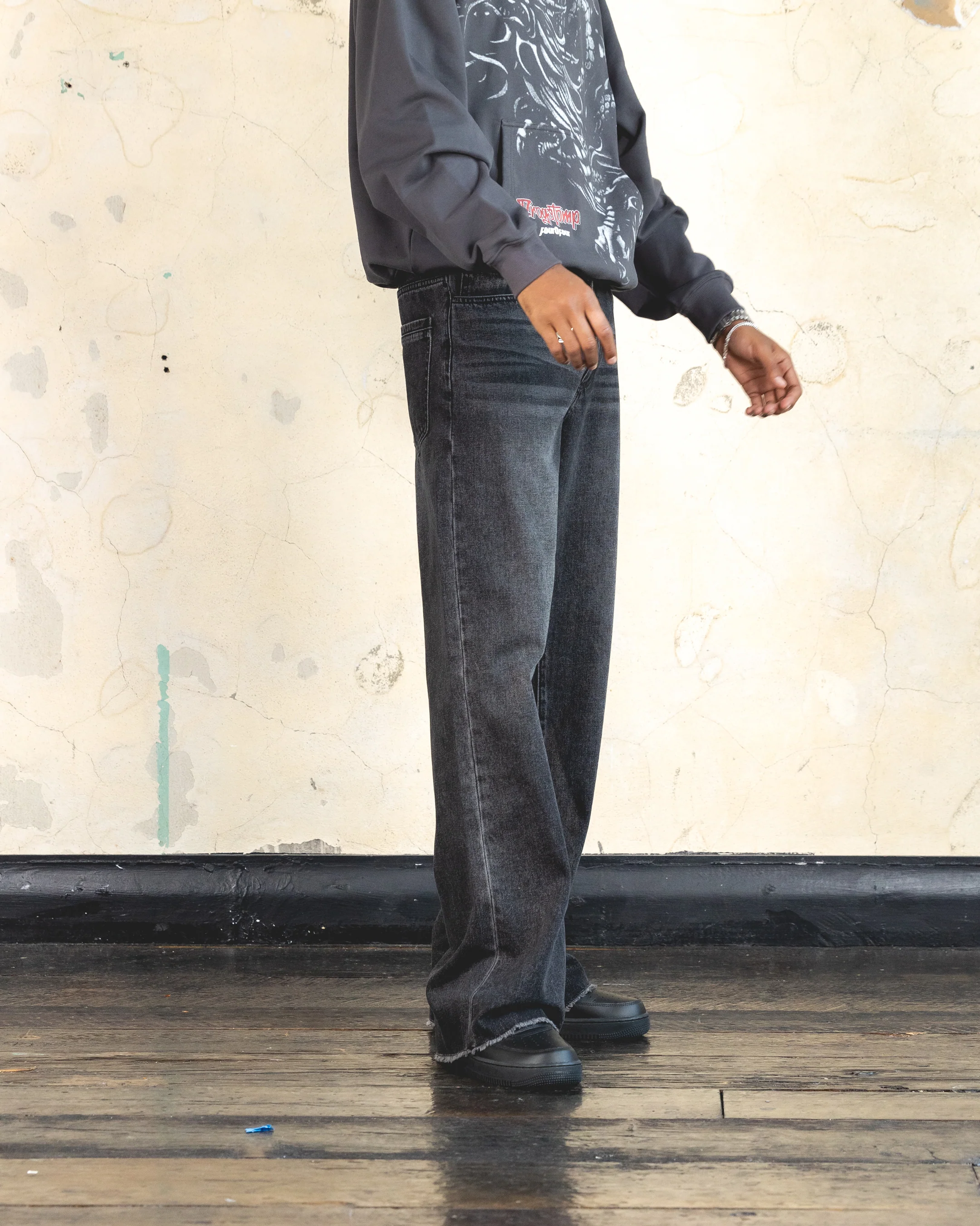 404 205 Bootcut Jeans Black - Image 5