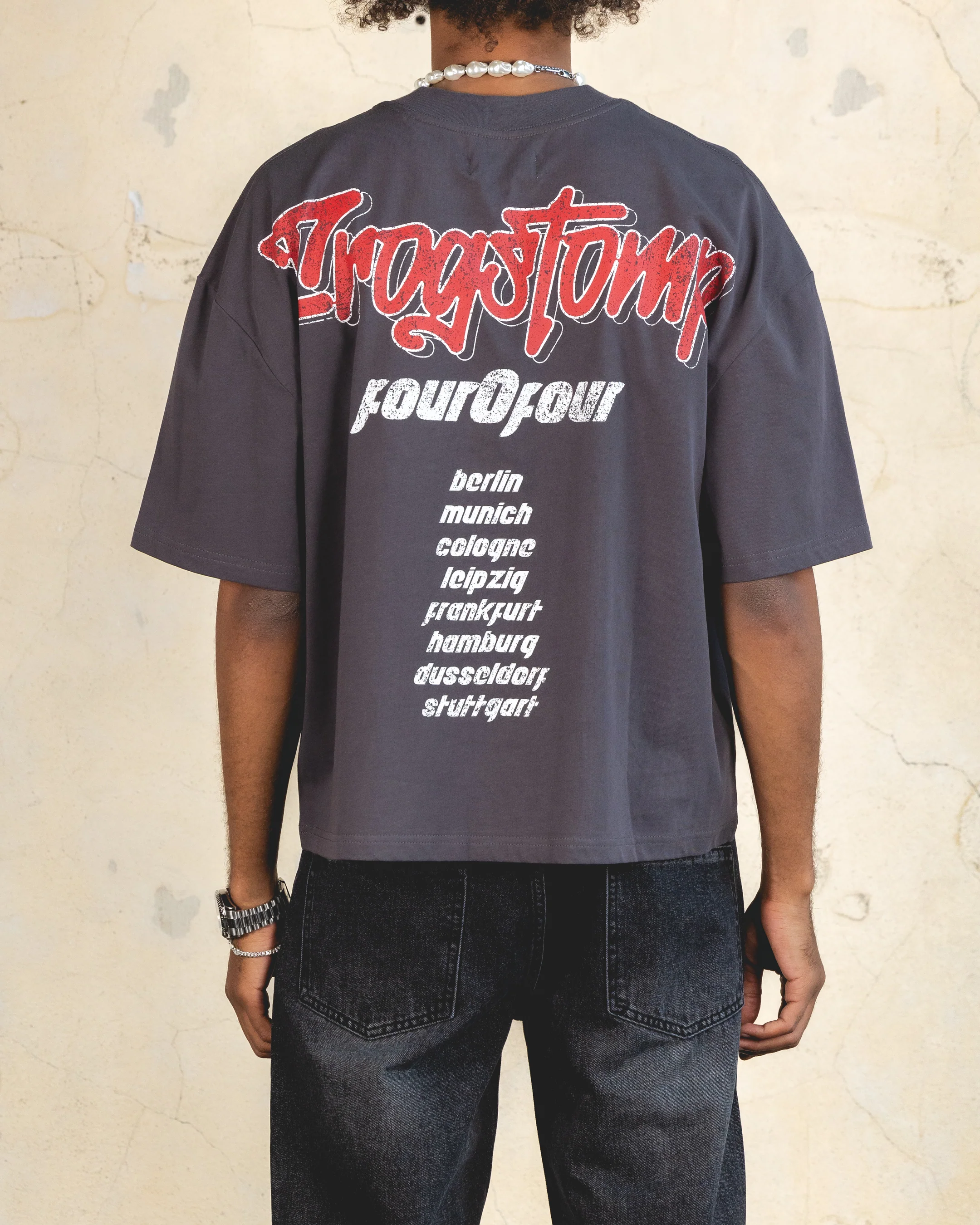 404 Frogstomp Cropped T-Shirt Charcoal - Image 5
