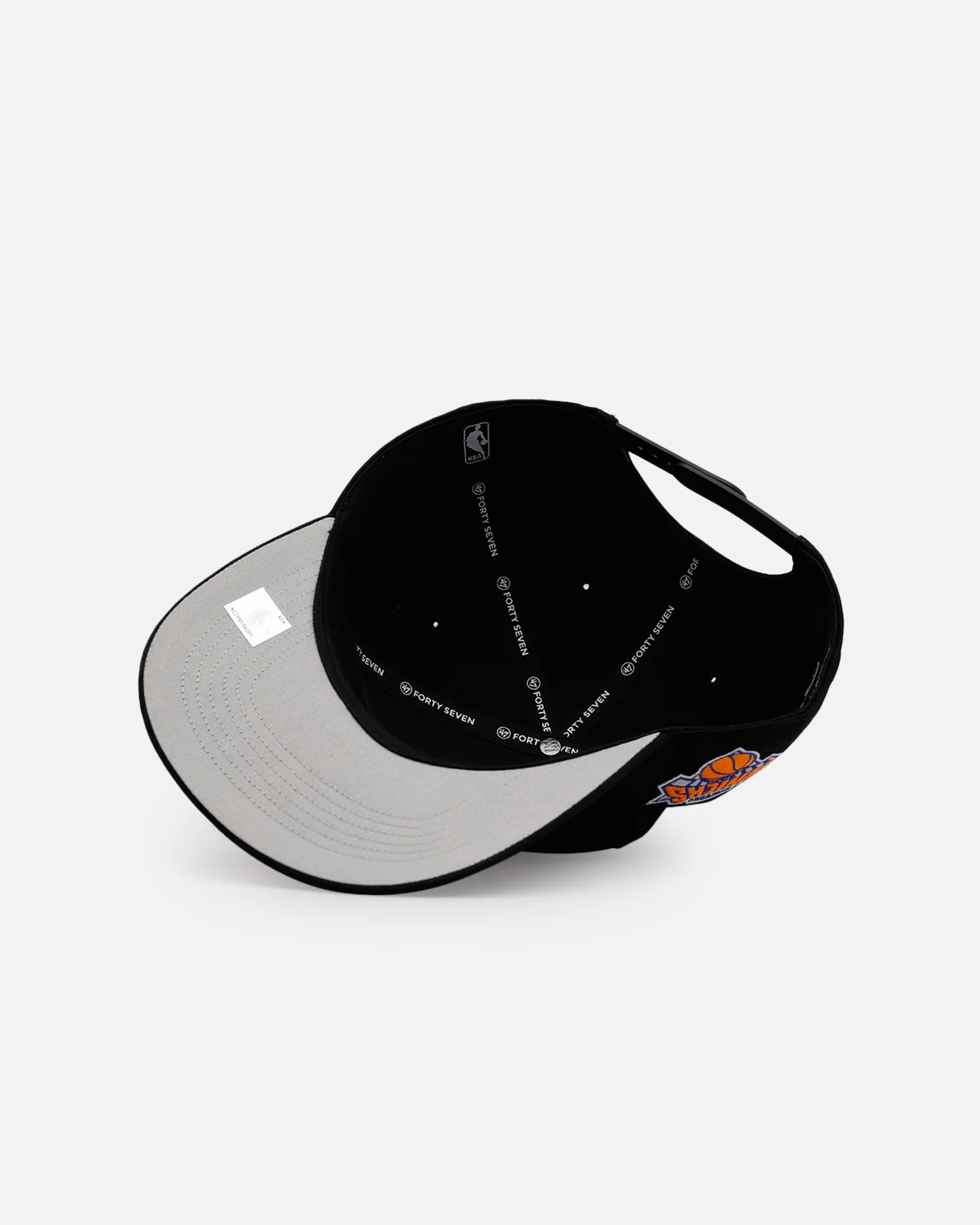 47 Brand New York Knicks 'Black Dome Script' 47 Hitch Snapback Black - Image 6