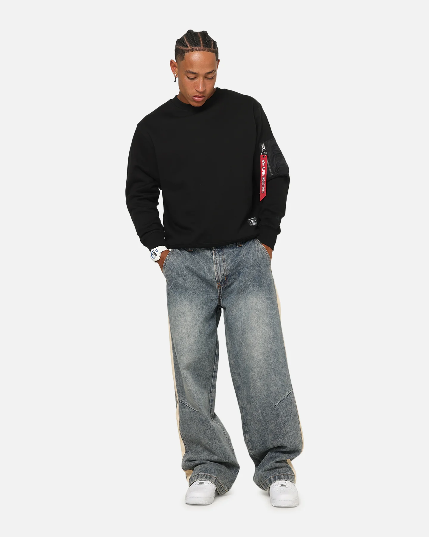 Alpha Industries Utility Pocket Crewneck Black - Image 2
