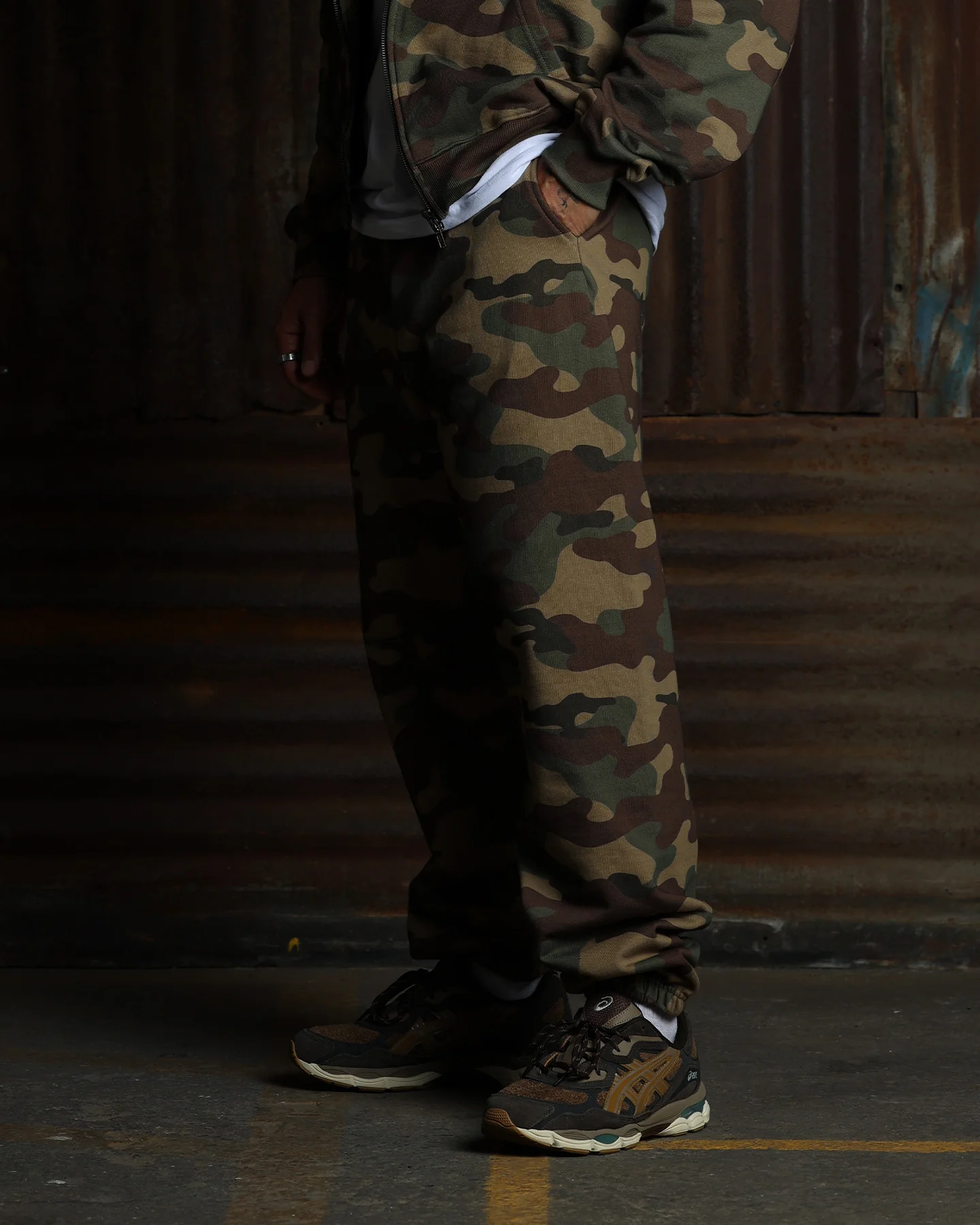 American Thrift Jogger Pants Camo - Image 4