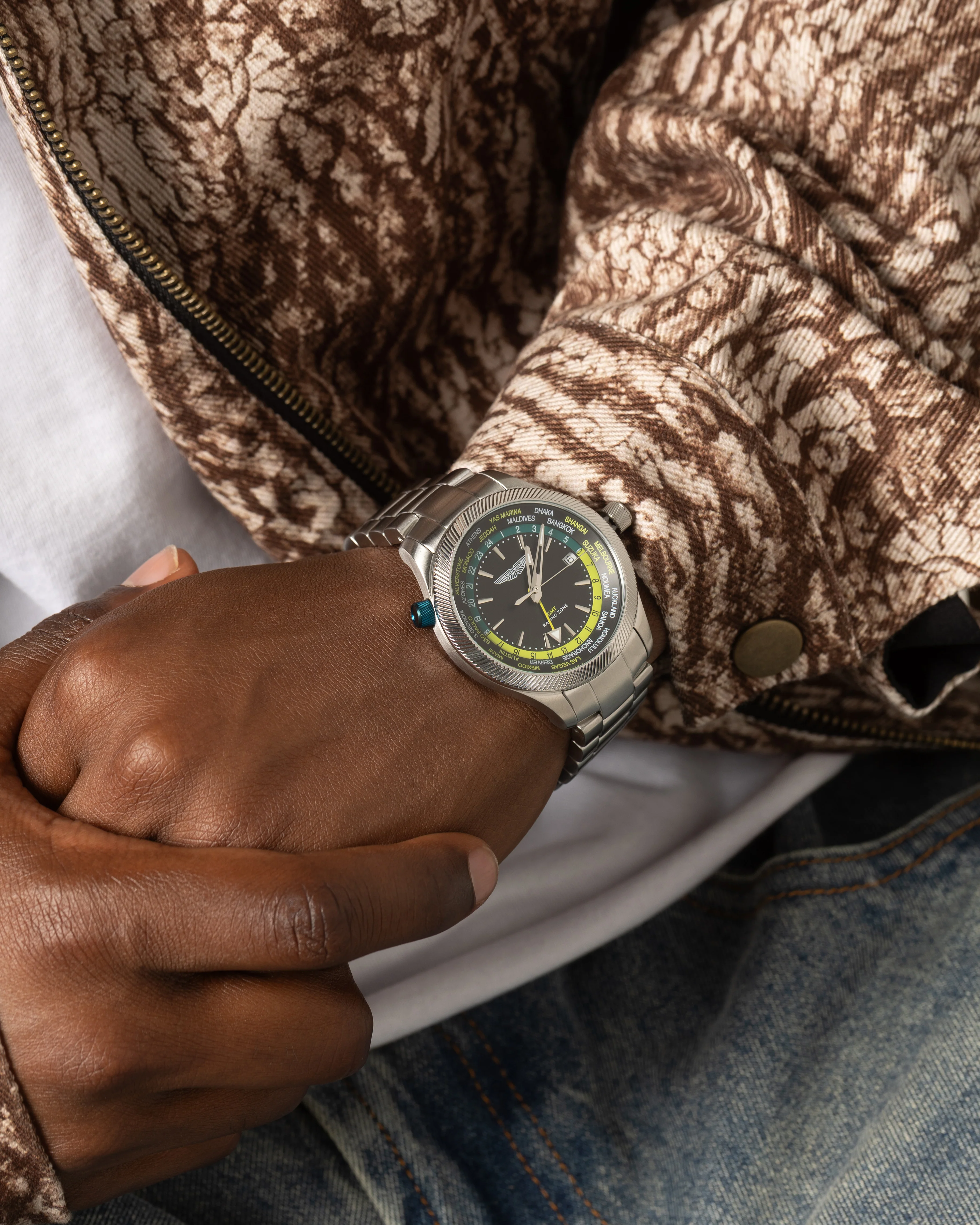 Aston Martin GRZ GMT Watch Black - Image 2