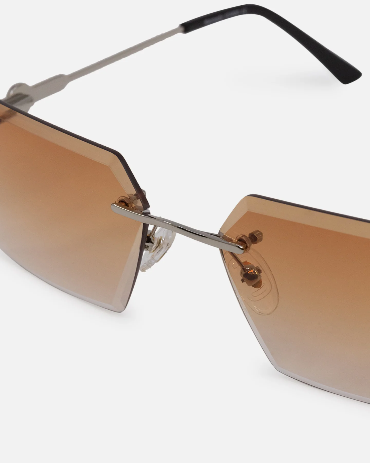 Belvoir & Co Kennedy Sunglasses Tea/Silver - Image 7
