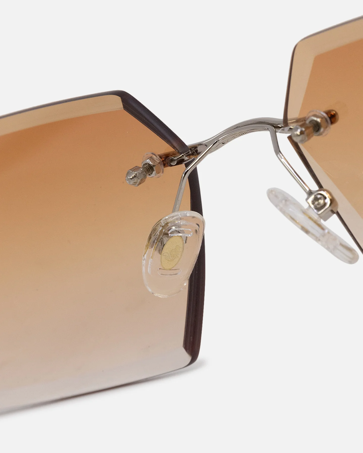 Belvoir & Co Kennedy Sunglasses Tea/Silver - Image 8
