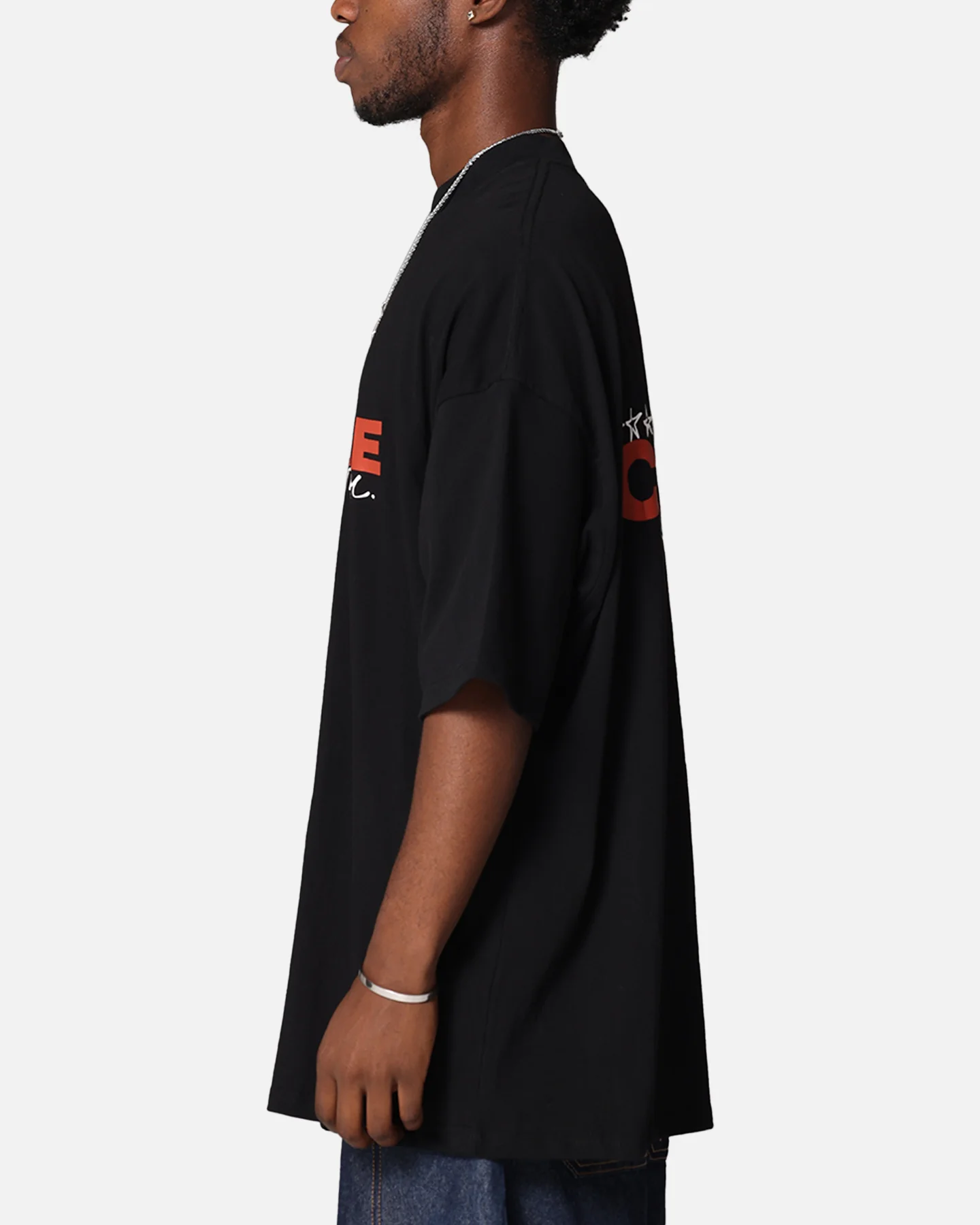 Carre Handdrawn Mock Neck T-Shirt Black - Image 6