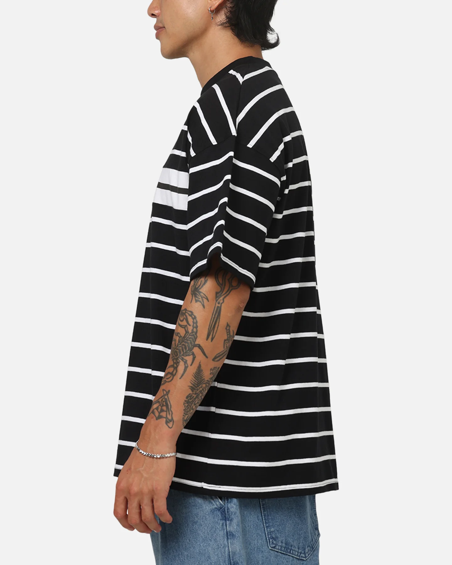 Carre Lineup T-Shirt Black Stripe - Image 5