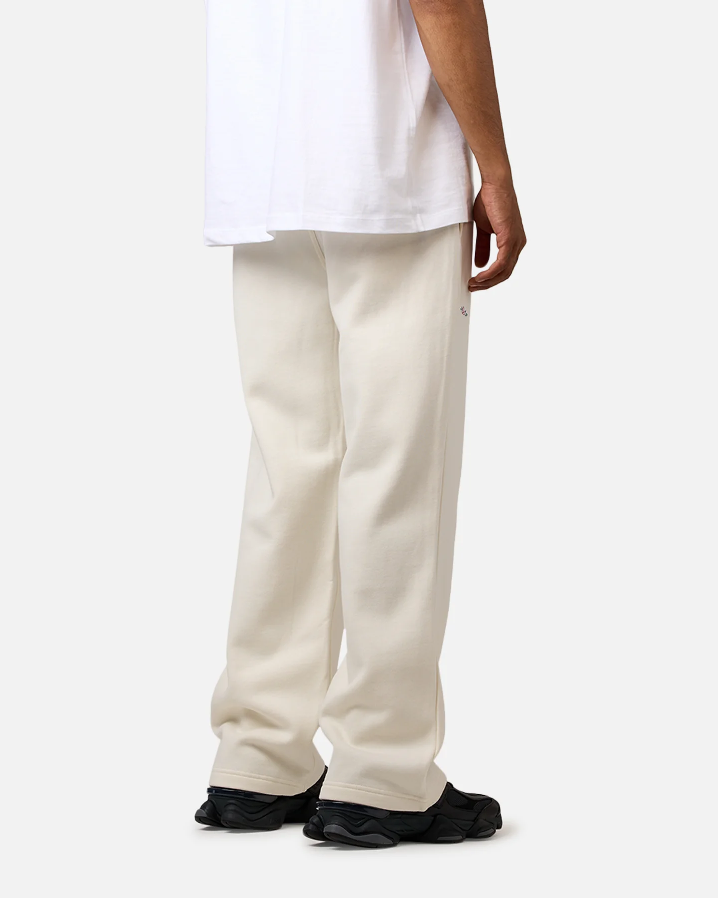 Carre Rosebud Baggy Trackpant Off White - Image 3