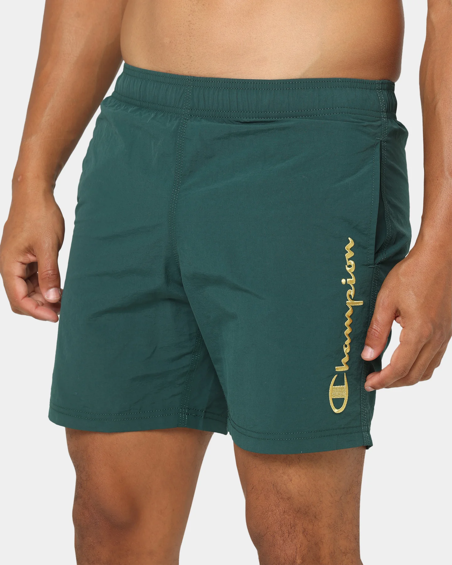 Champion LFS Nylon Shorts Midfield Green/Gold - Image 15