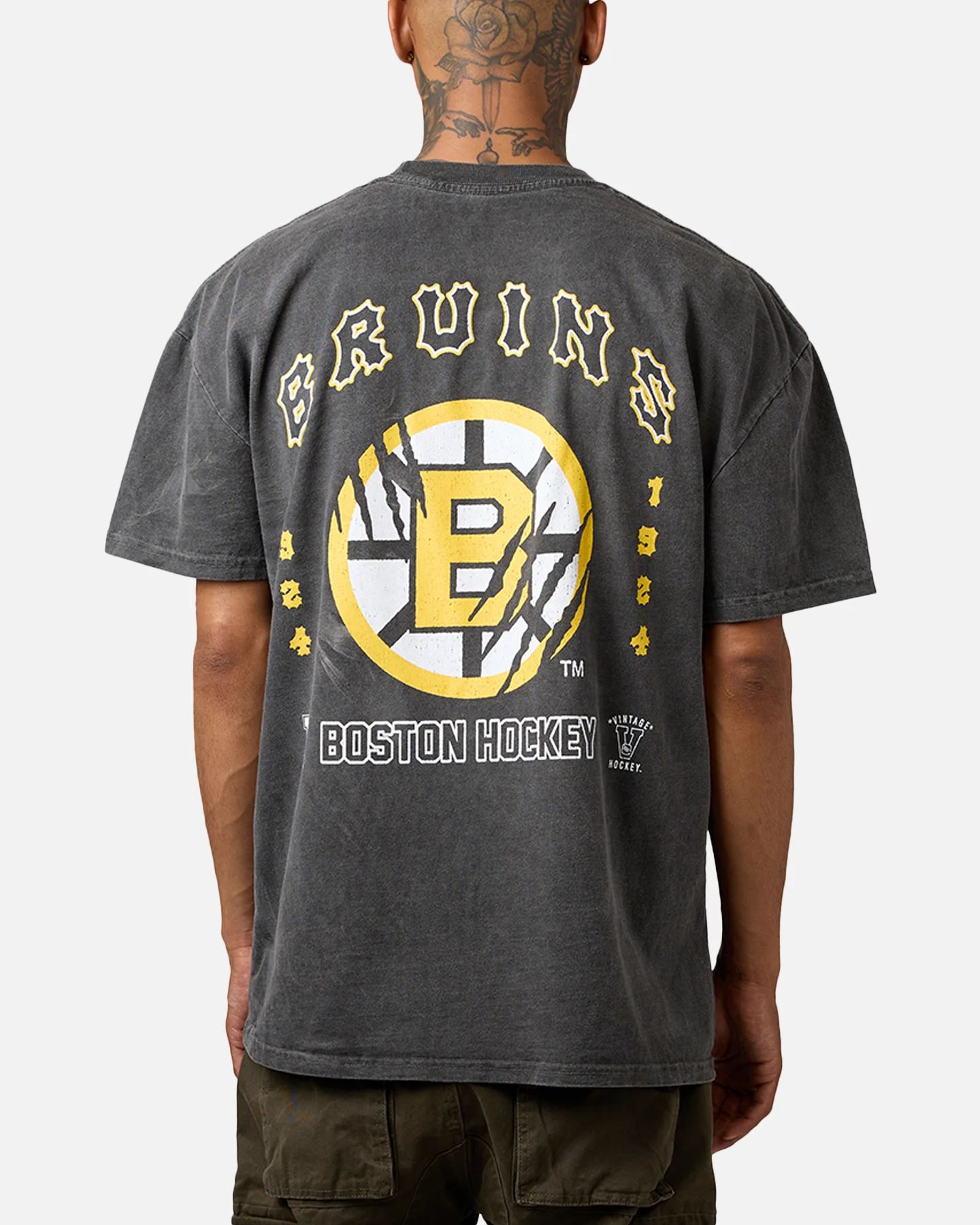 Culture Kings Boston Bruins Blades Heavyweight T-Shirt Black Wash - Image 2
