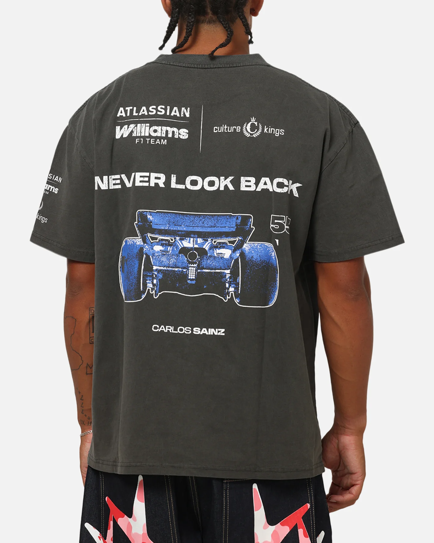 Culture Kings X Atlassian Williams F1 Team Carlos Sainz Jr. T-Shirt Black Acidwash - Image 2
