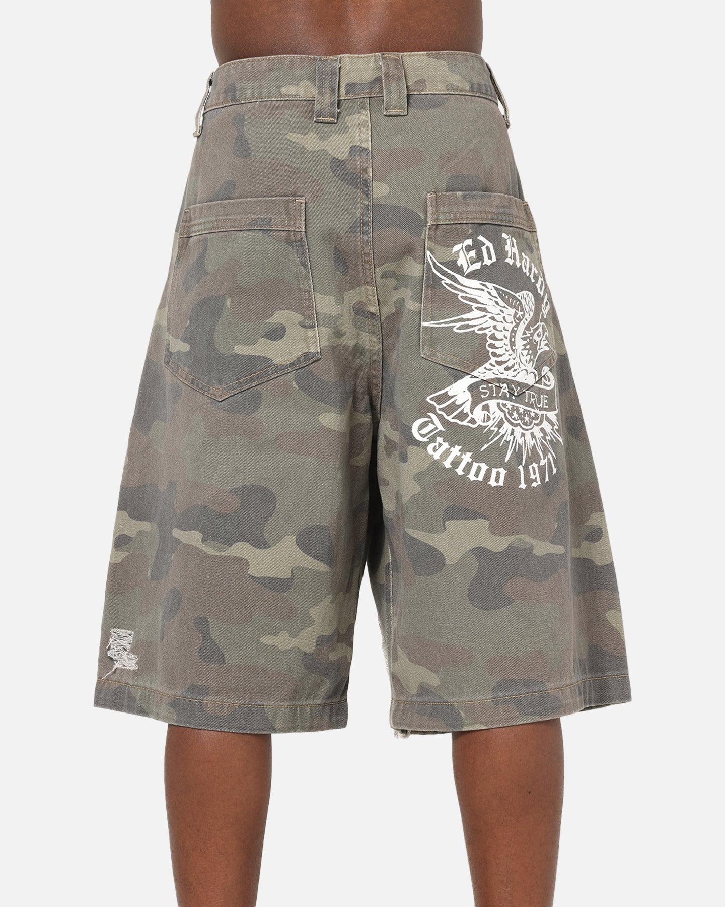 Ed Hardy Distress Camo Carpenter Jorts Camo - Image 8