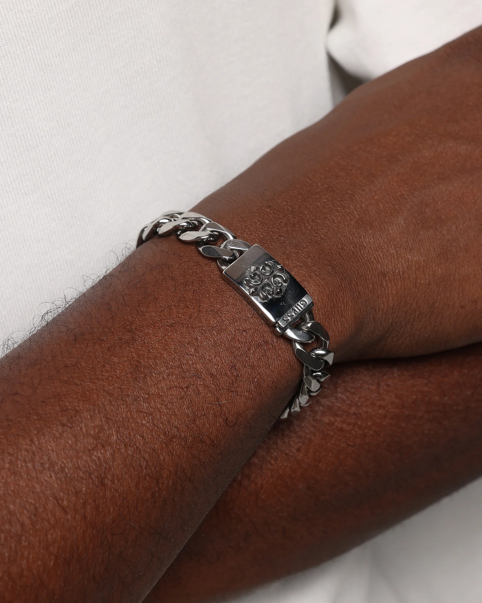 Guess Mainline 10mm 4G Rebel Curb Chain Bracelet Silver - Image 2