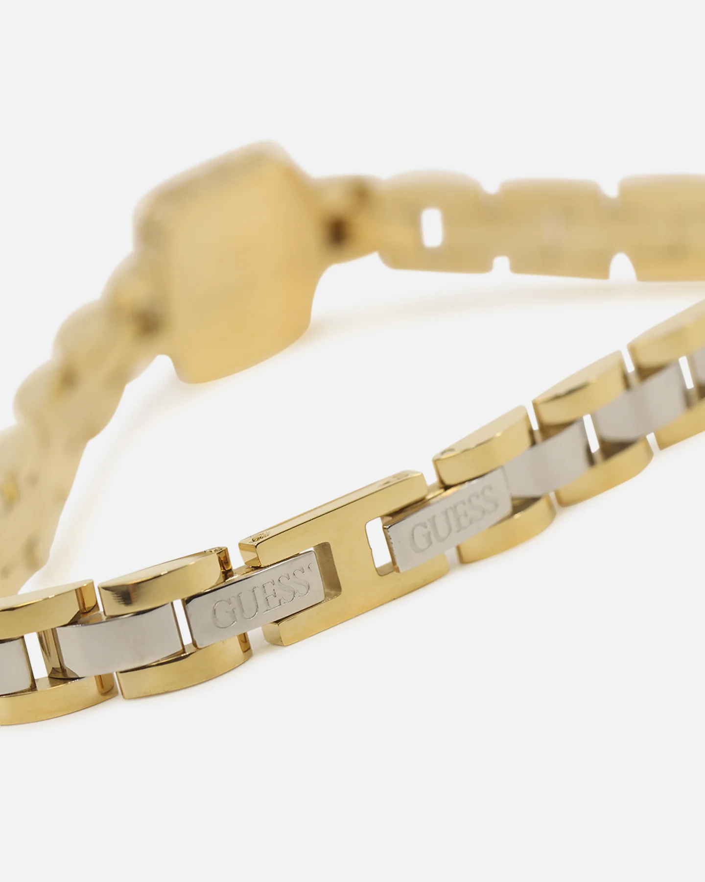 Guess Mainline 16mm Lion Crystal Bracelet Gold - Image 6
