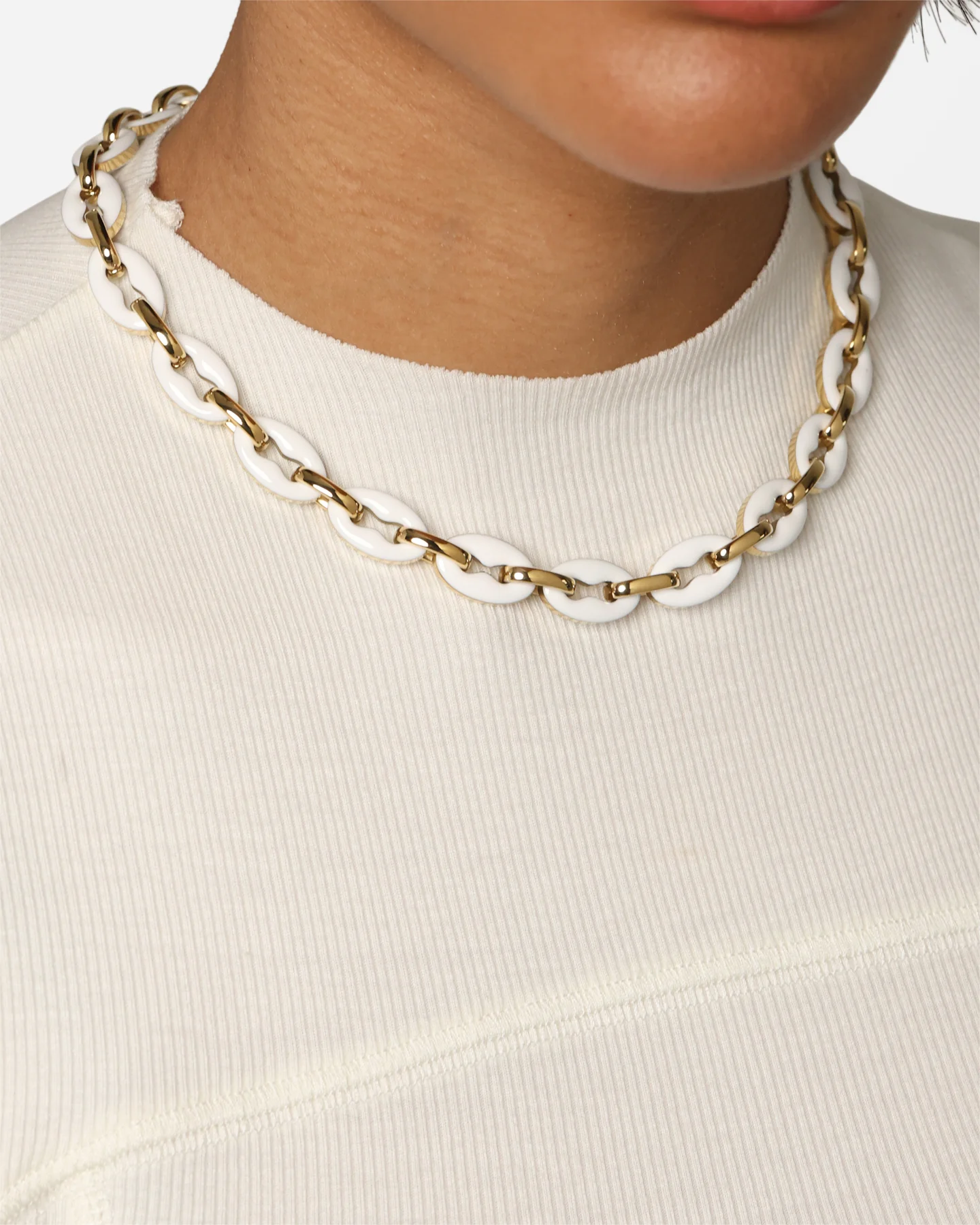 Guess Mainline Women's 17" White & Crystals Yellow Gold Necklace White - Image 3