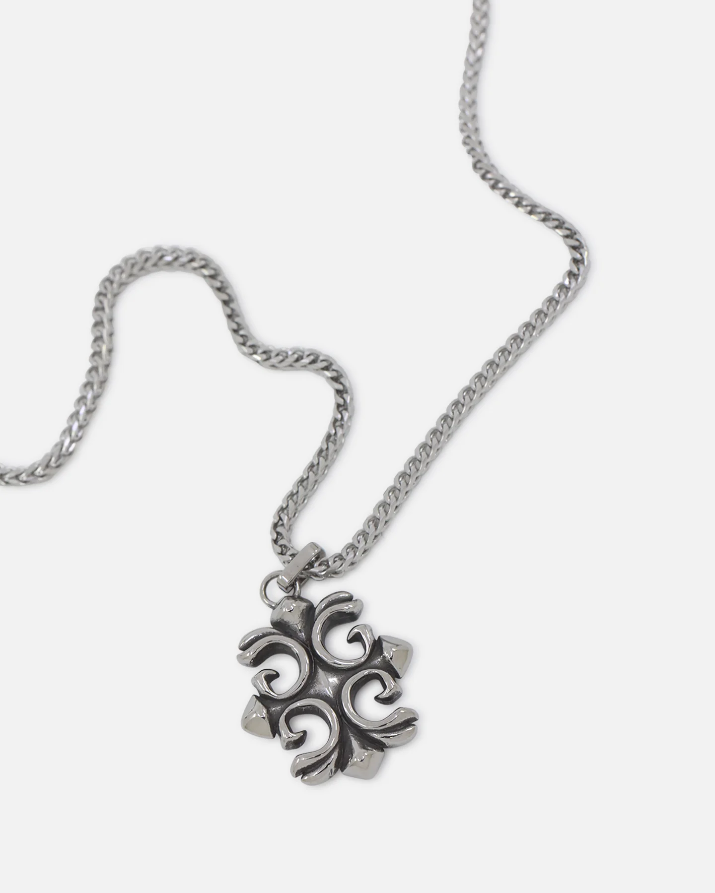 Guess Mainline 26" 4G Rebel Charm Necklace Silver - Image 5