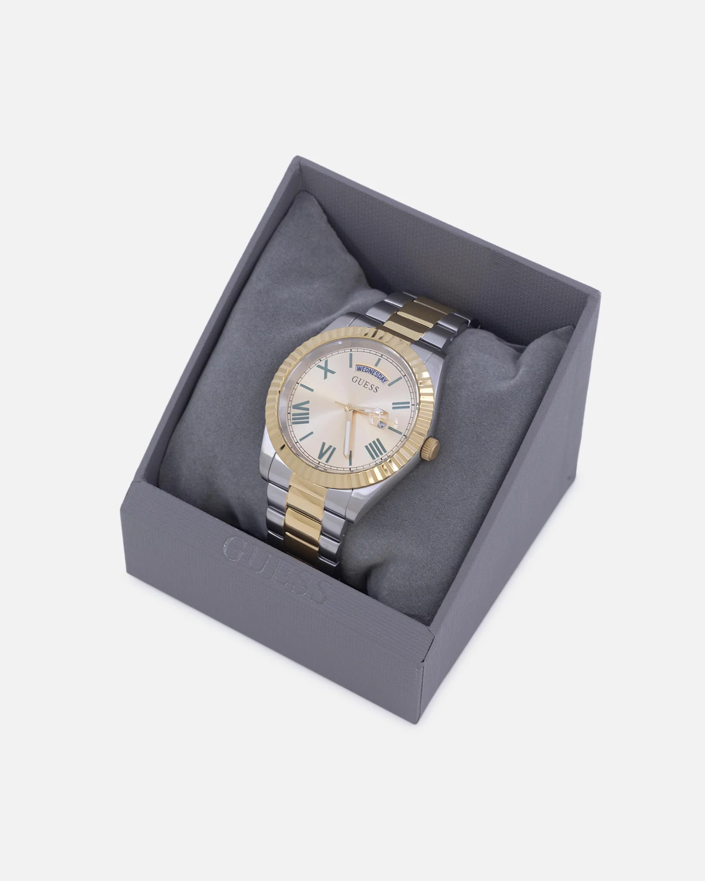 Guess Mainline Connoisseur Watch Gold/Green - Image 3