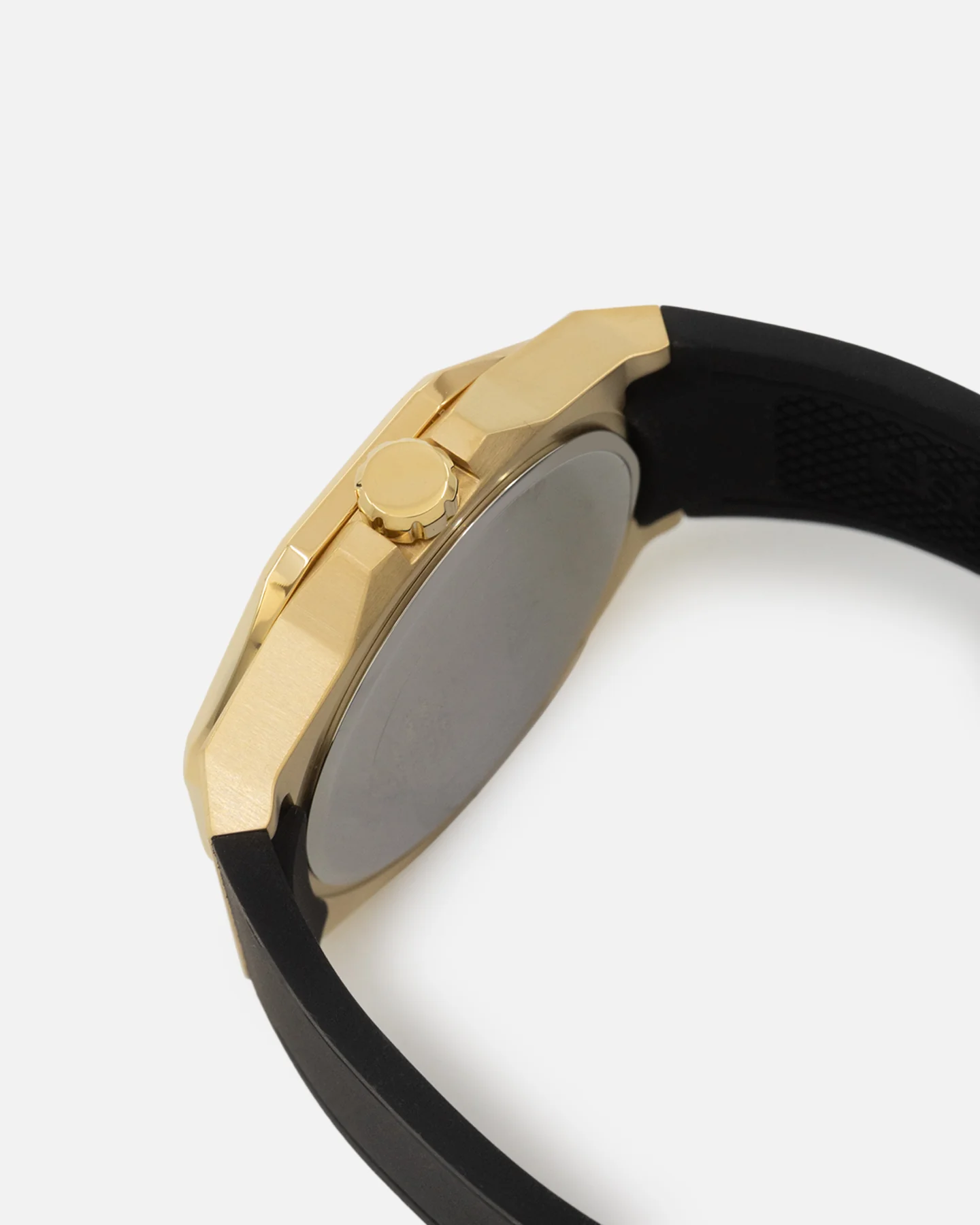 Guess Mainline Emperor Bracelet Watch Black/Gold - Image 7