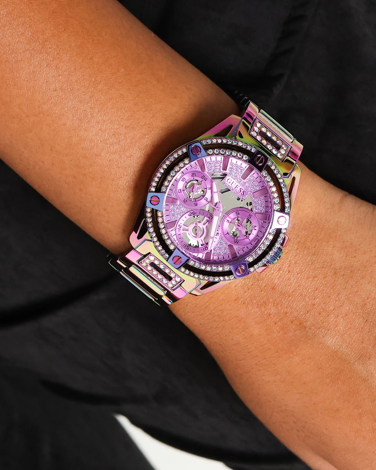 Guess Mainline Women's Queen Watch Iridescent - Image 4