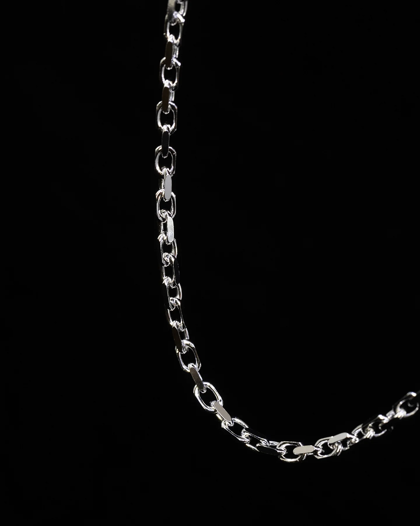 House Of Auric 3.5mm Straight Cut Cable Chain Silver - Image 5