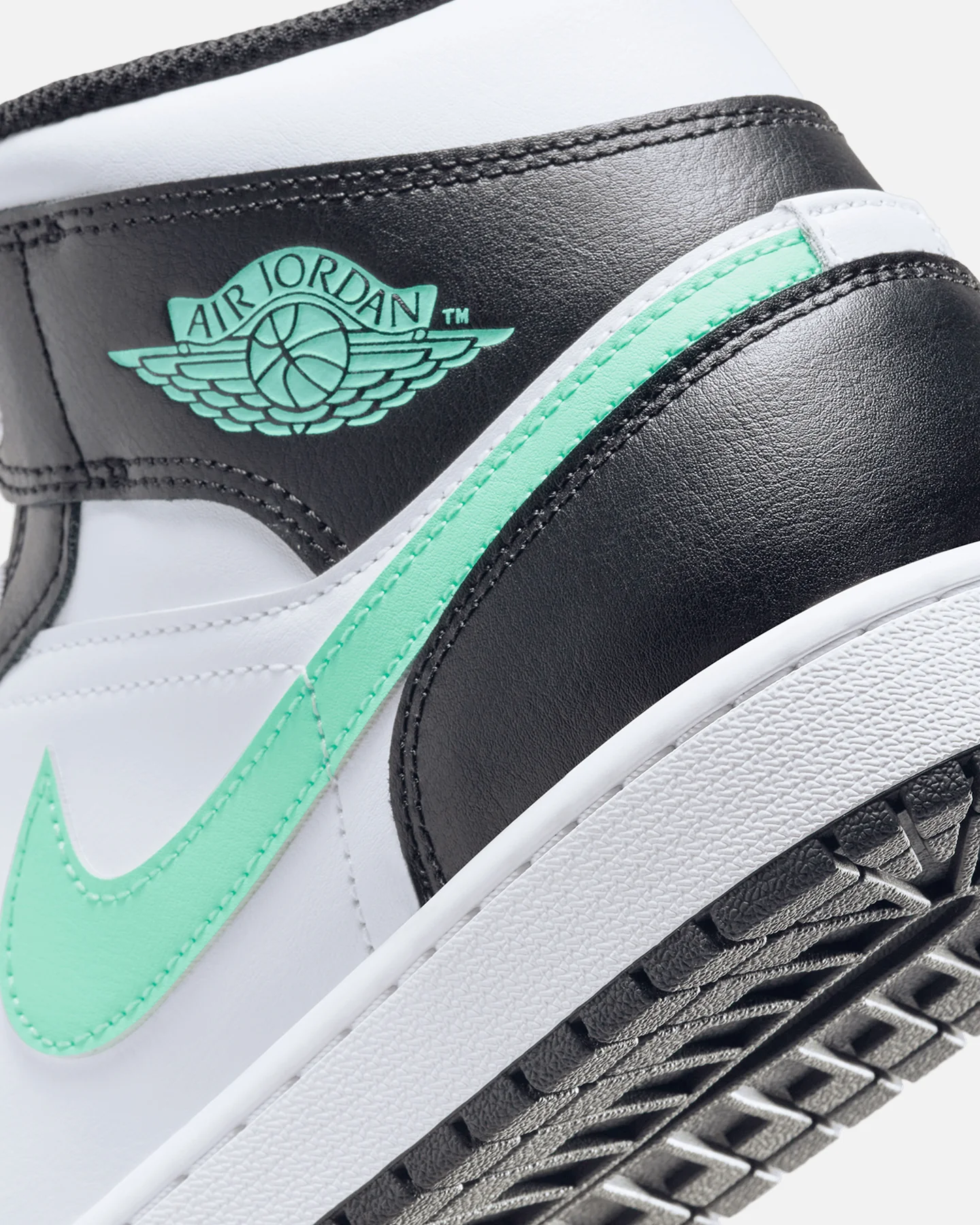 Jordan Air Jordan 1 Mid White/Green Glow - Image 8