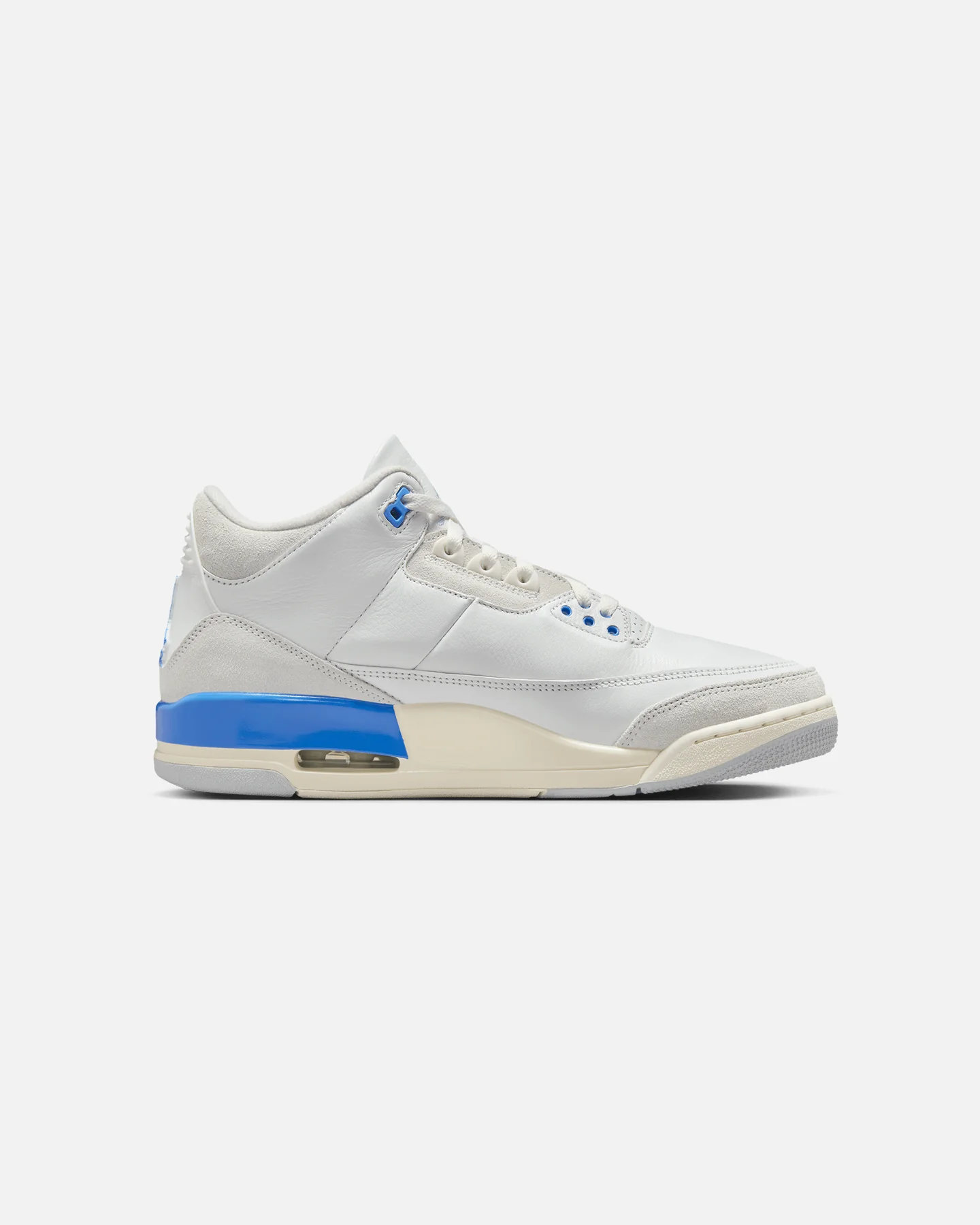 Jordan Air Jordan 3 Retro "Lucky Shorts" Summit White/Hydrogen Blue - Image 4