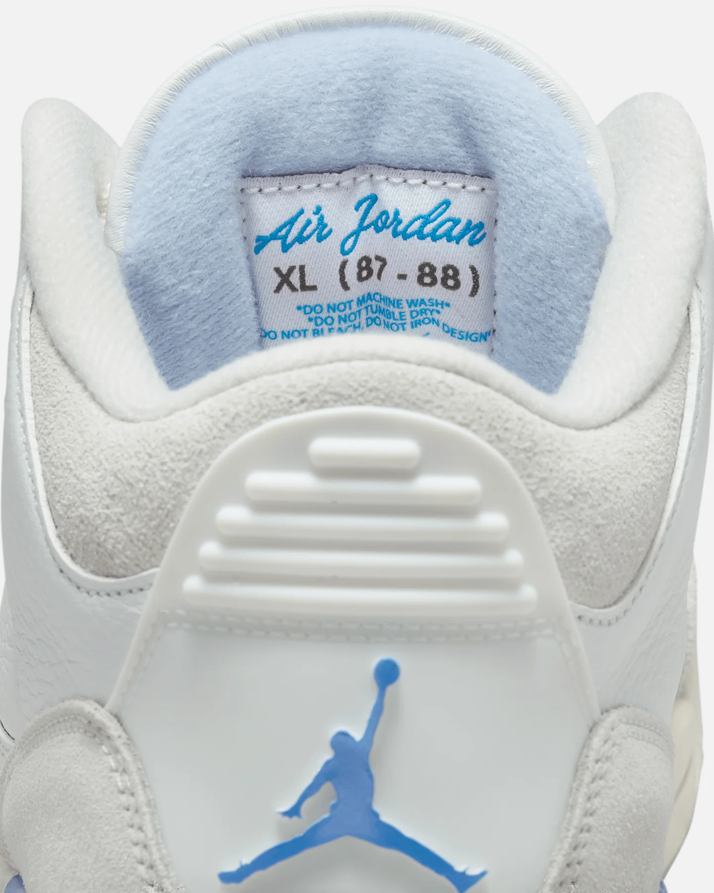Jordan Air Jordan 3 Retro "Lucky Shorts" Summit White/Hydrogen Blue - Image 9