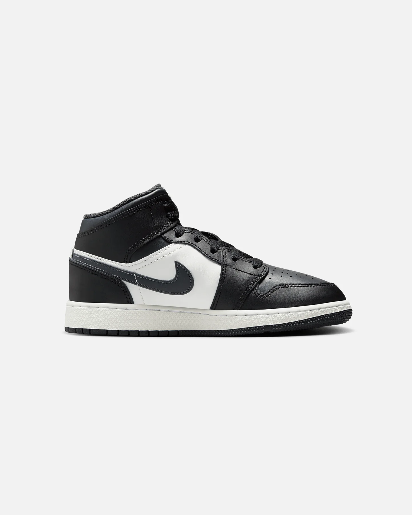 Jordan Kids' Air Jordan 1 Mid (GS) Black/White - Image 4