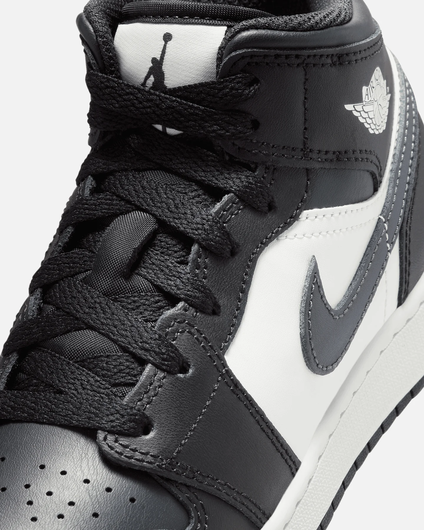 Jordan Kids' Air Jordan 1 Mid (GS) Black/White - Image 6