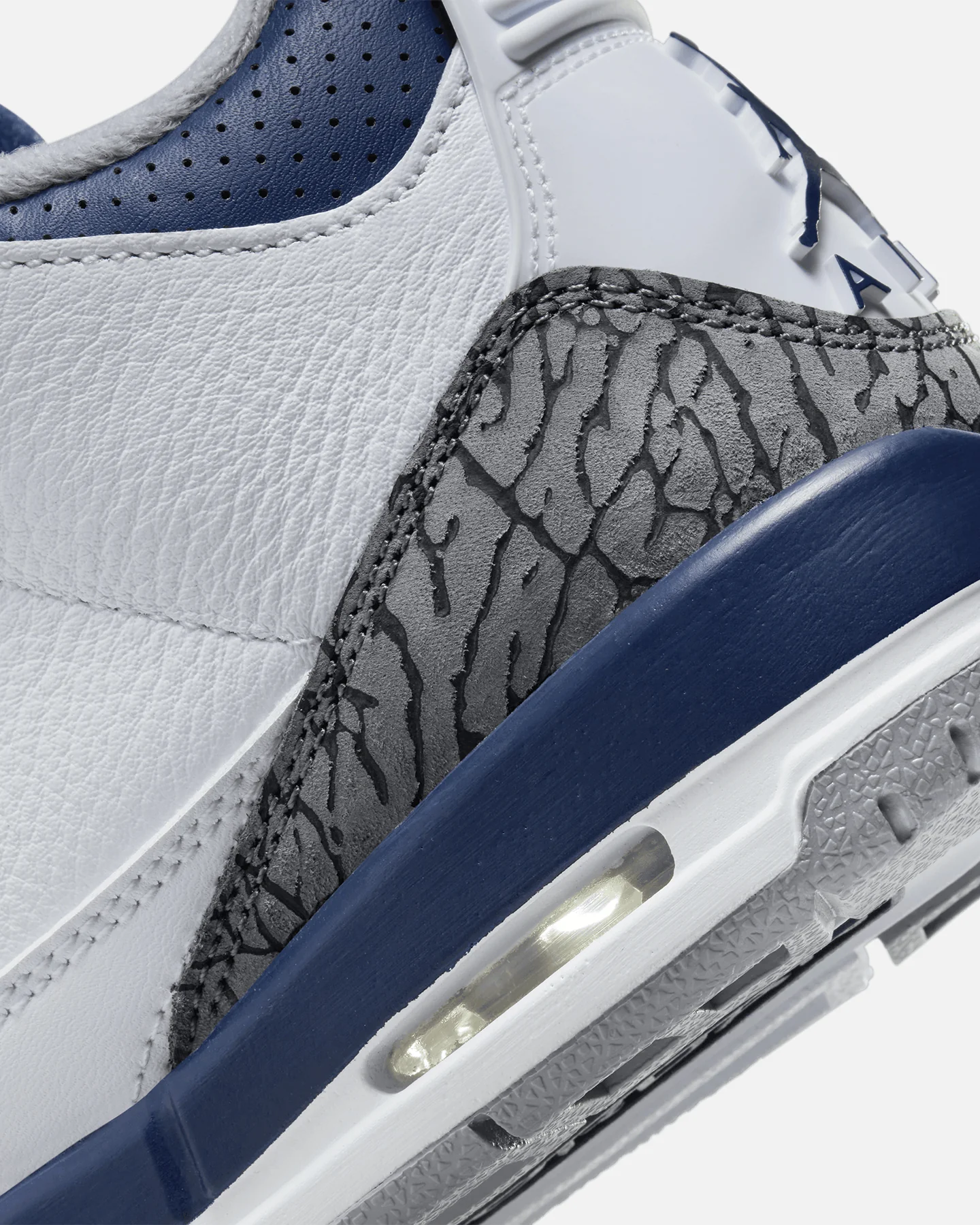 Jordan Kids' Air Jordan 3 Retro BG (GS) White/Midnight - Image 8