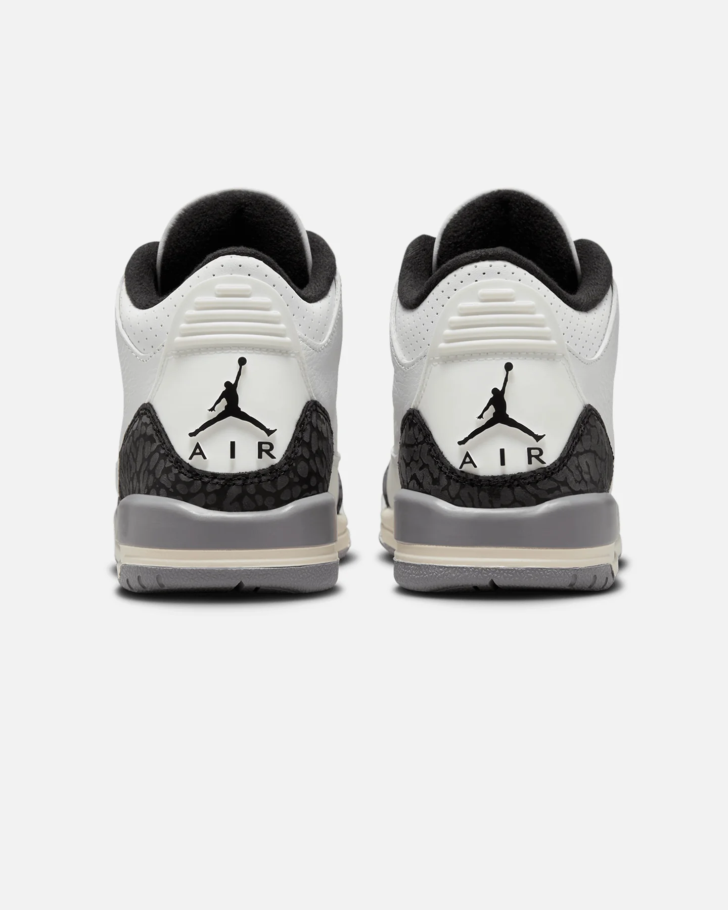 Jordan Kids' Air Jordan 3 Retro (GS) "Cement Grey" Summit White/Fire Red Cement - Image 3