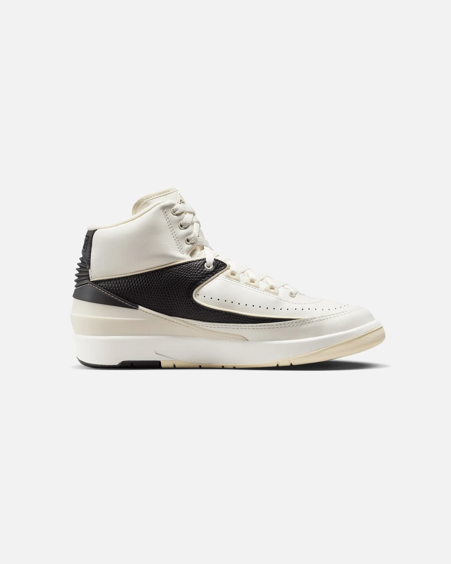 Jordan Women's Air Jordan 2 Retro Sail/Coconut - Image 4