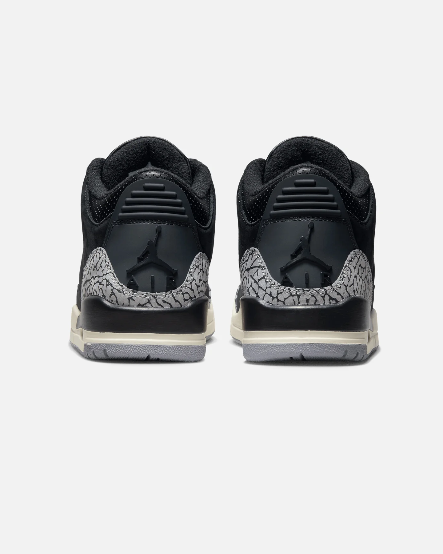 Jordan Women's Air Jordan 3 Retro Off Noir/Black - Image 3