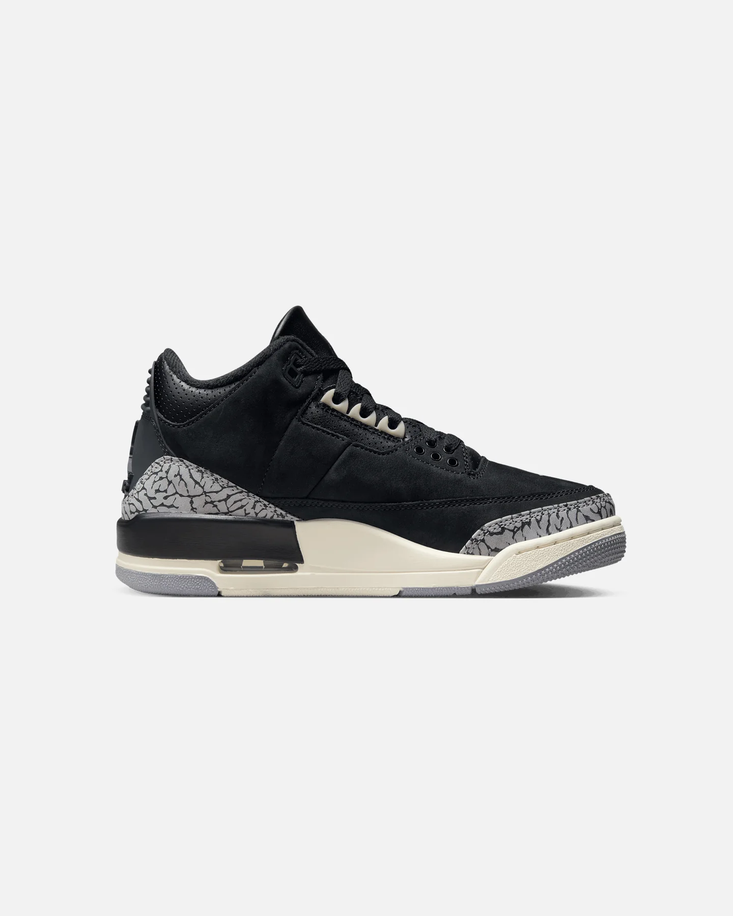 Jordan Women's Air Jordan 3 Retro Off Noir/Black - Image 4