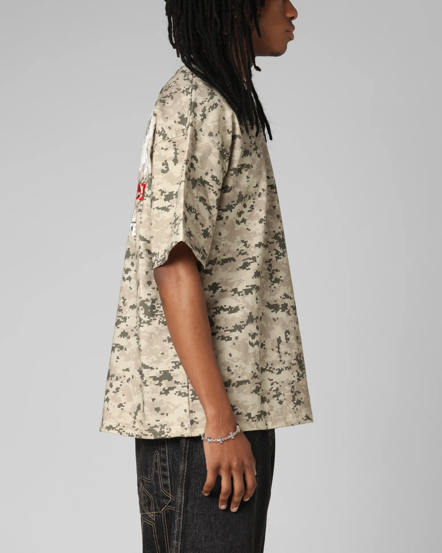 Loiter Bullrush Premium T-Shirt Digi Camo - Image 5