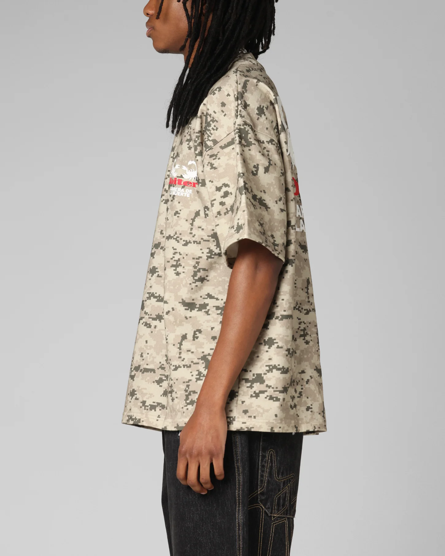 Loiter Bullrush Premium T-Shirt Digi Camo - Image 6