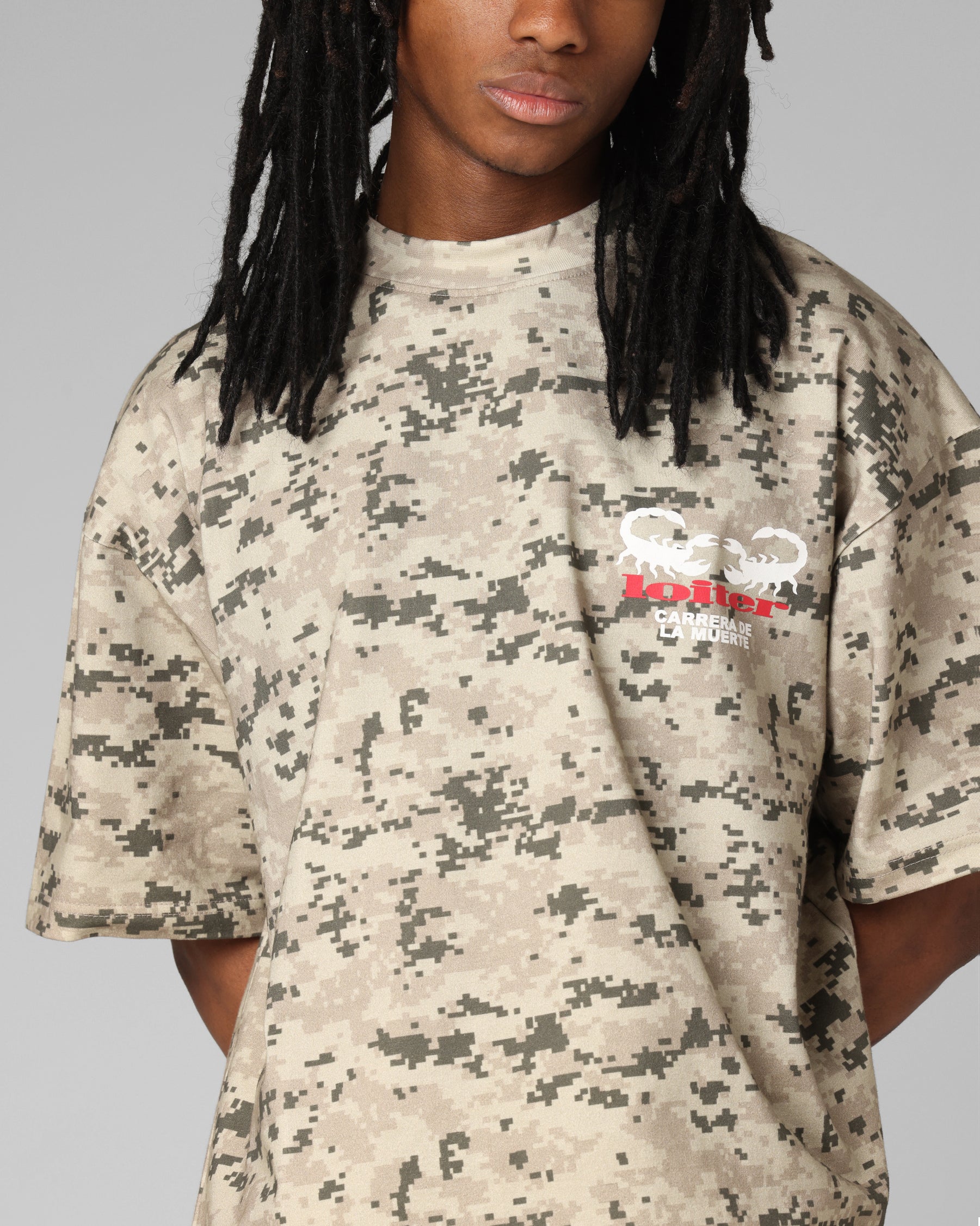 Loiter Bullrush Premium T-Shirt Digi Camo - Image 8