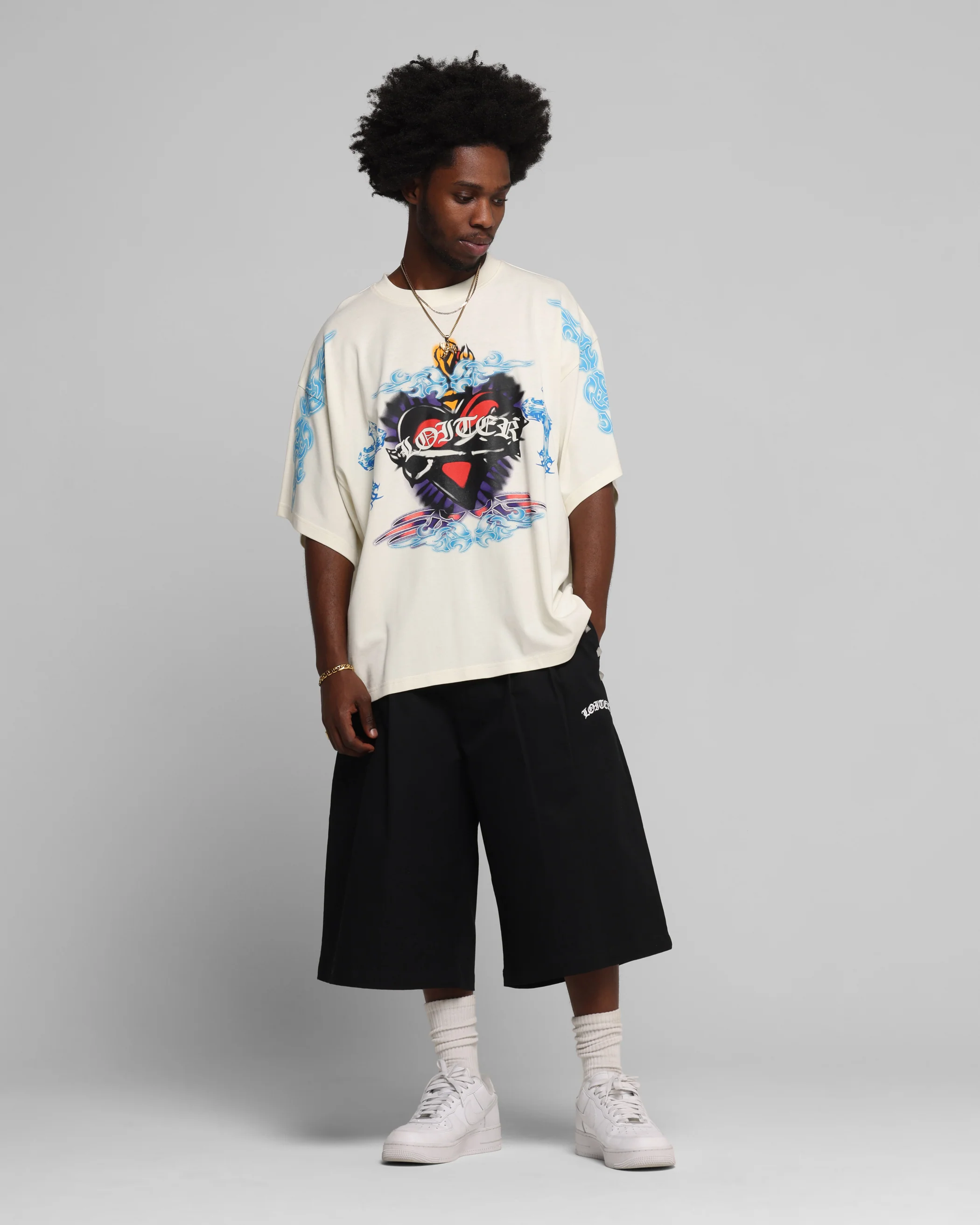 Loiter Hearts T-Shirt Off White - Image 3