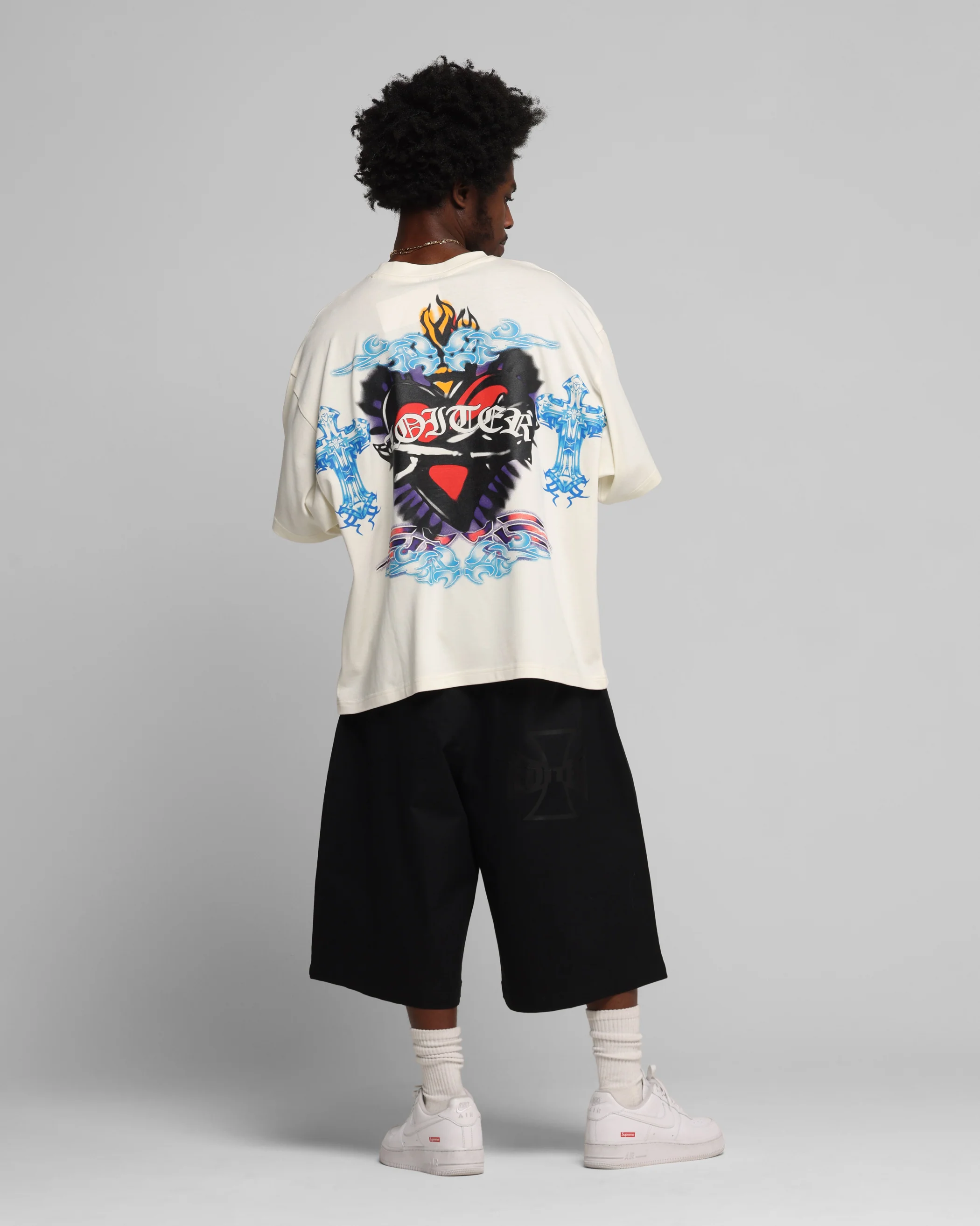 Loiter Hearts T-Shirt Off White - Image 4