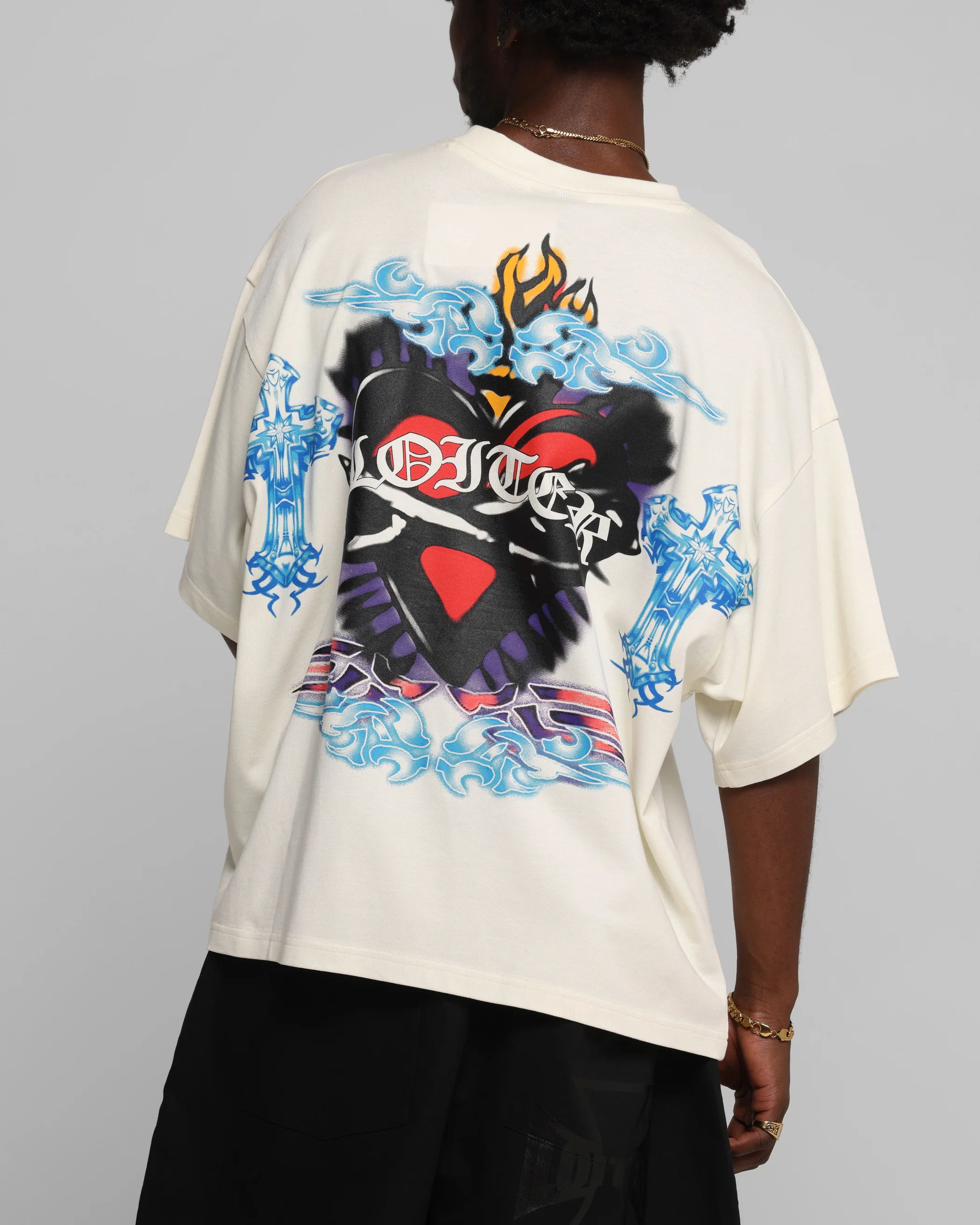 Loiter Hearts T-Shirt Off White - Image 8