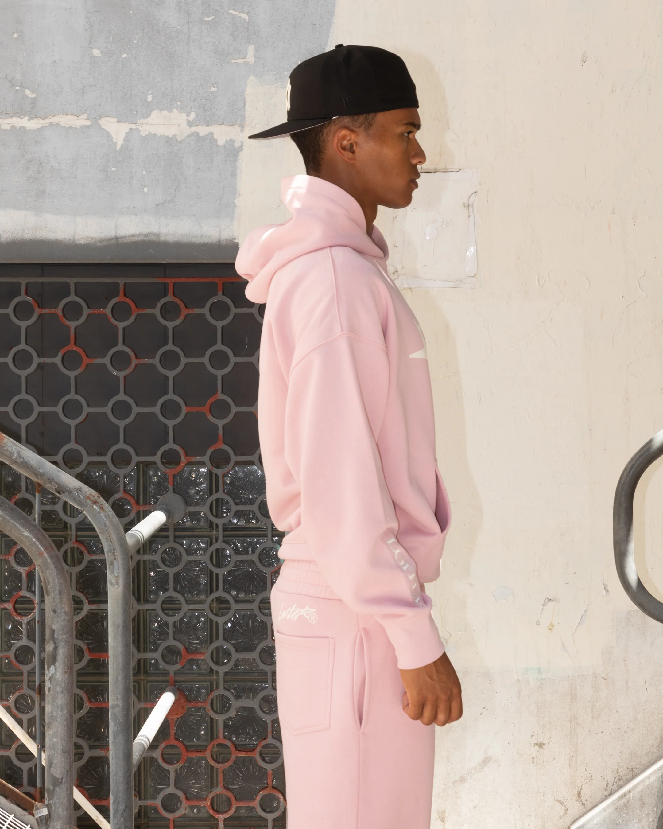 Loiter Hybrid Premium Hoodie Dusty Pink - Image 4