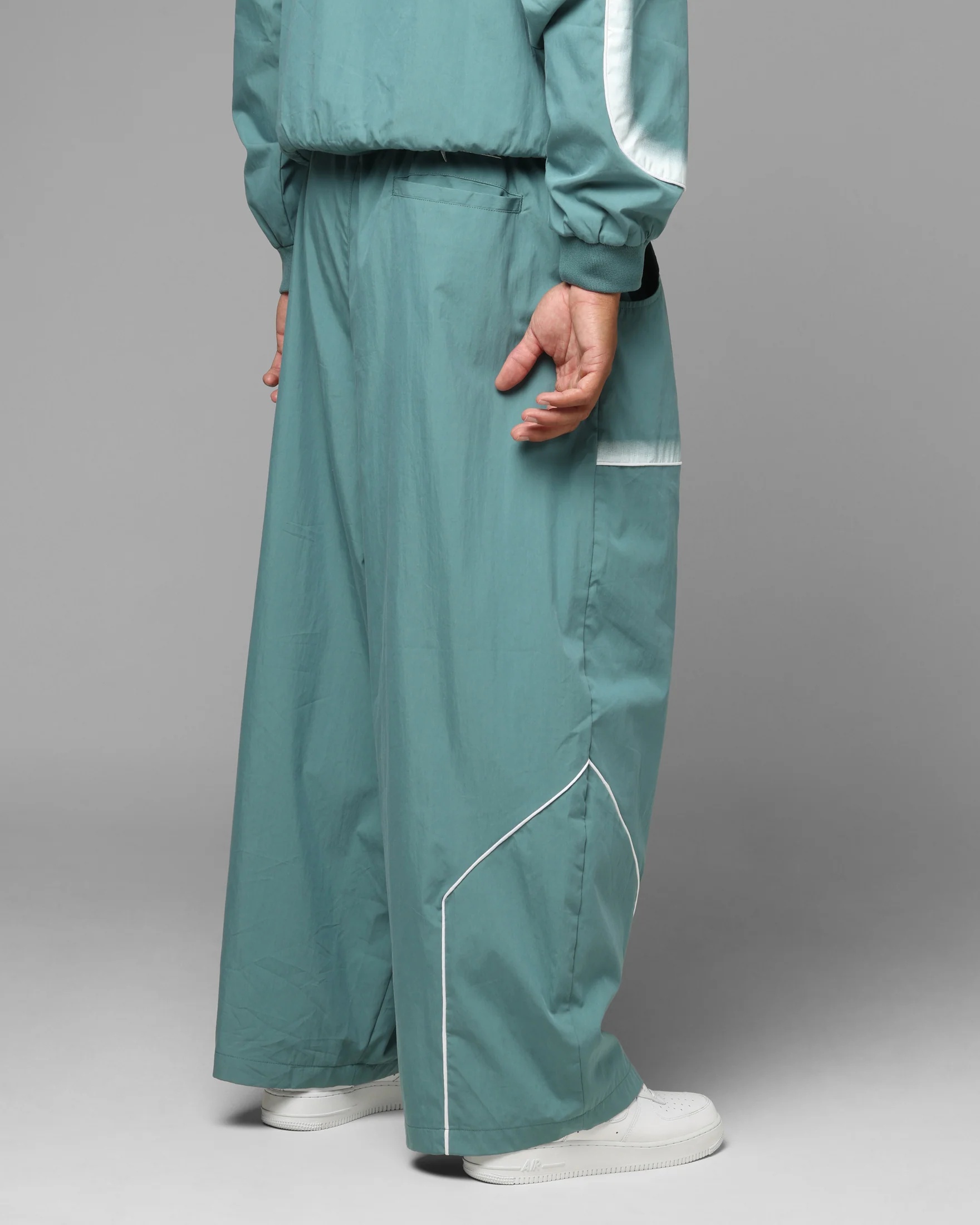 Loiter Spray Day Trackpants Teal - Image 6