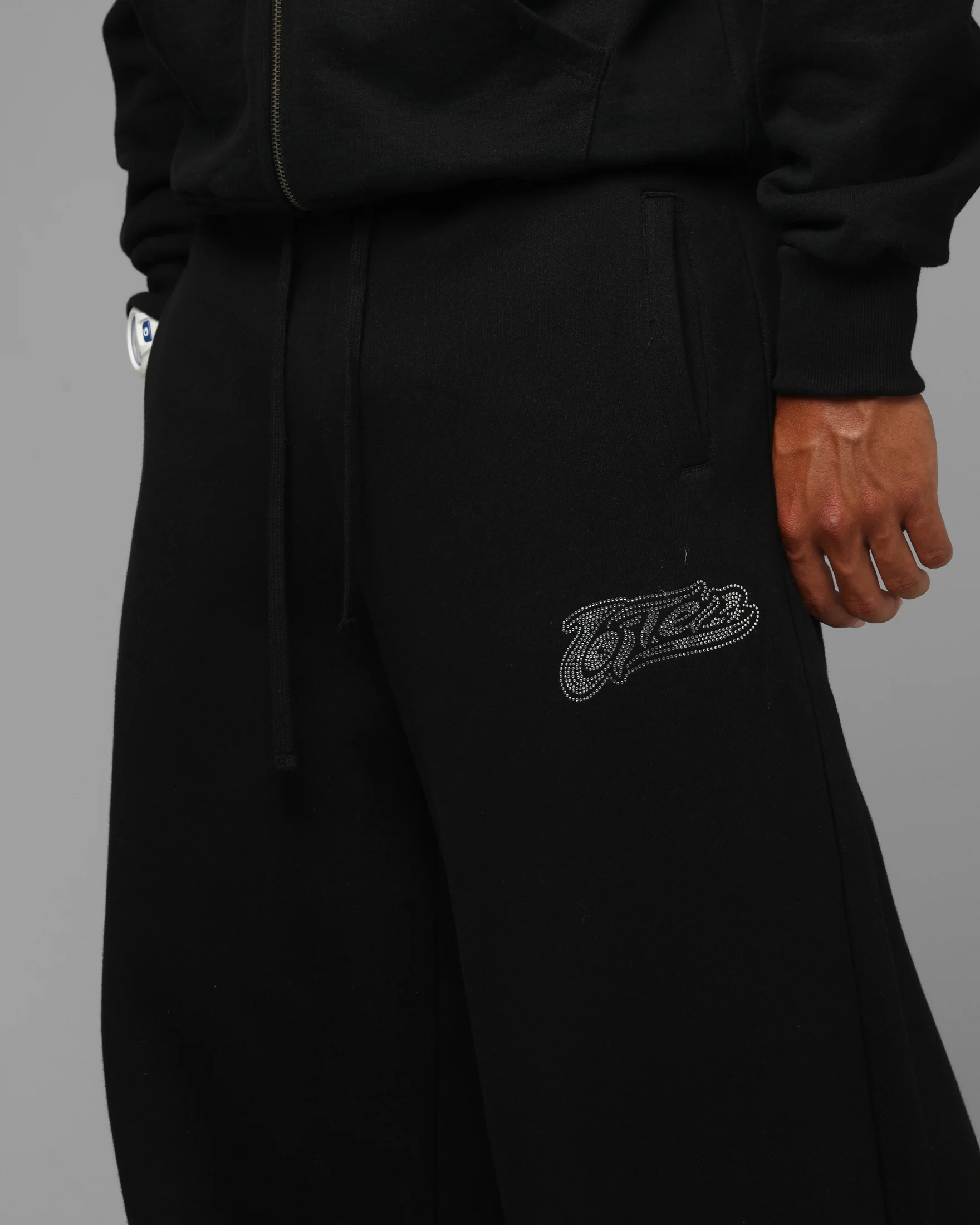 Loiter Silicone Ultra Wide Sweatpants Black - Image 3