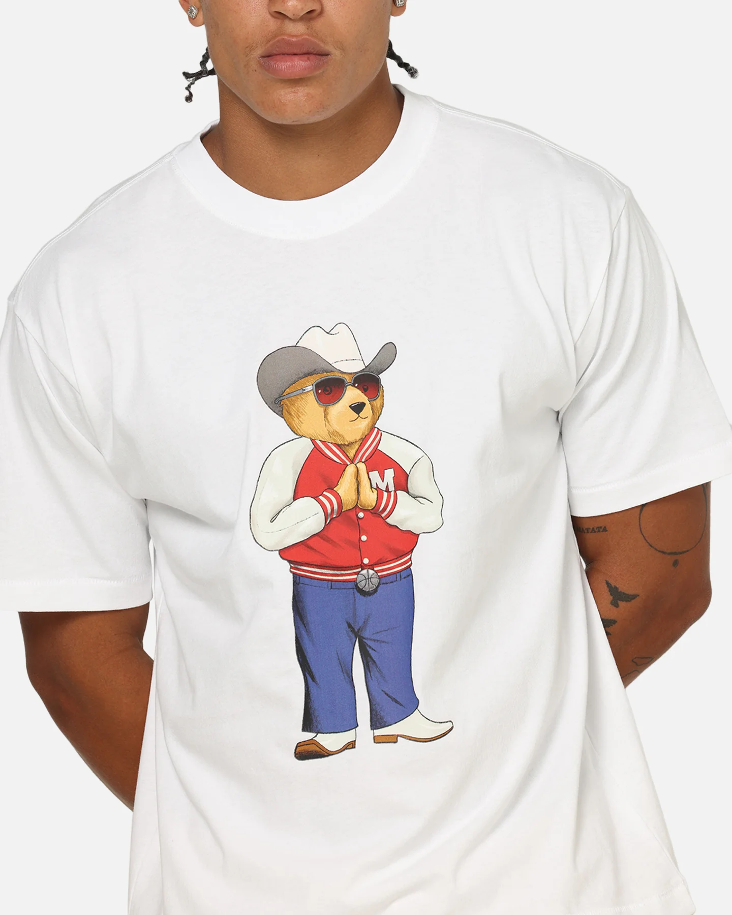 Market Hee-Haw Bear T-Shirt White - Image 6