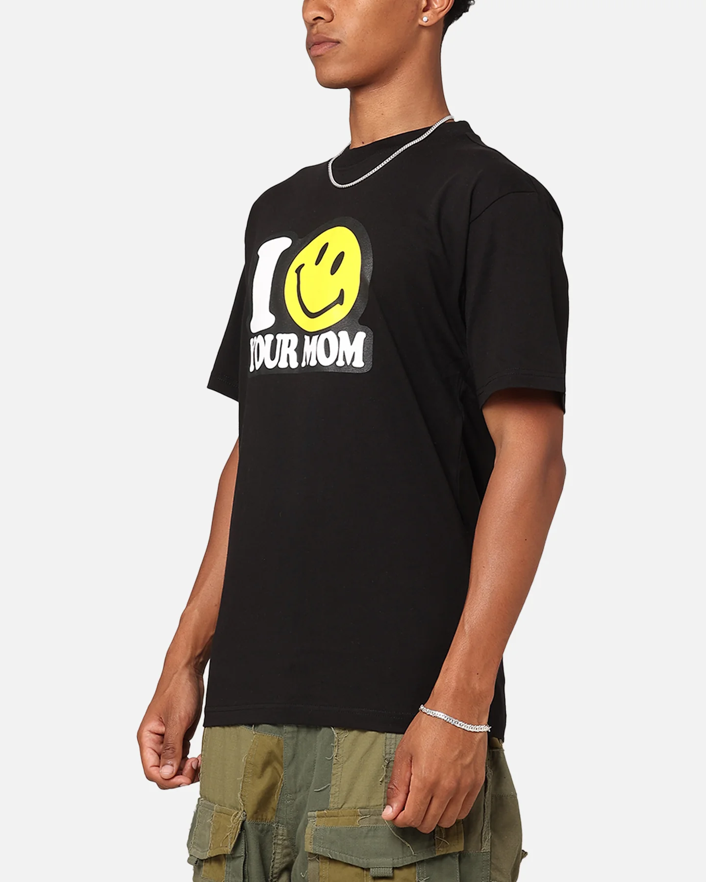 Market X Smiley Your Mom T-Shirt Black - Image 5