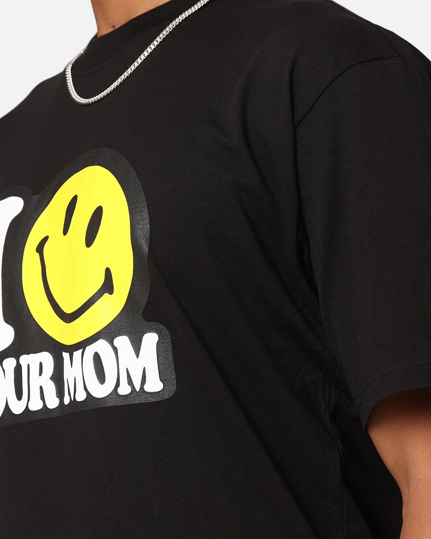 Market X Smiley Your Mom T-Shirt Black - Image 6