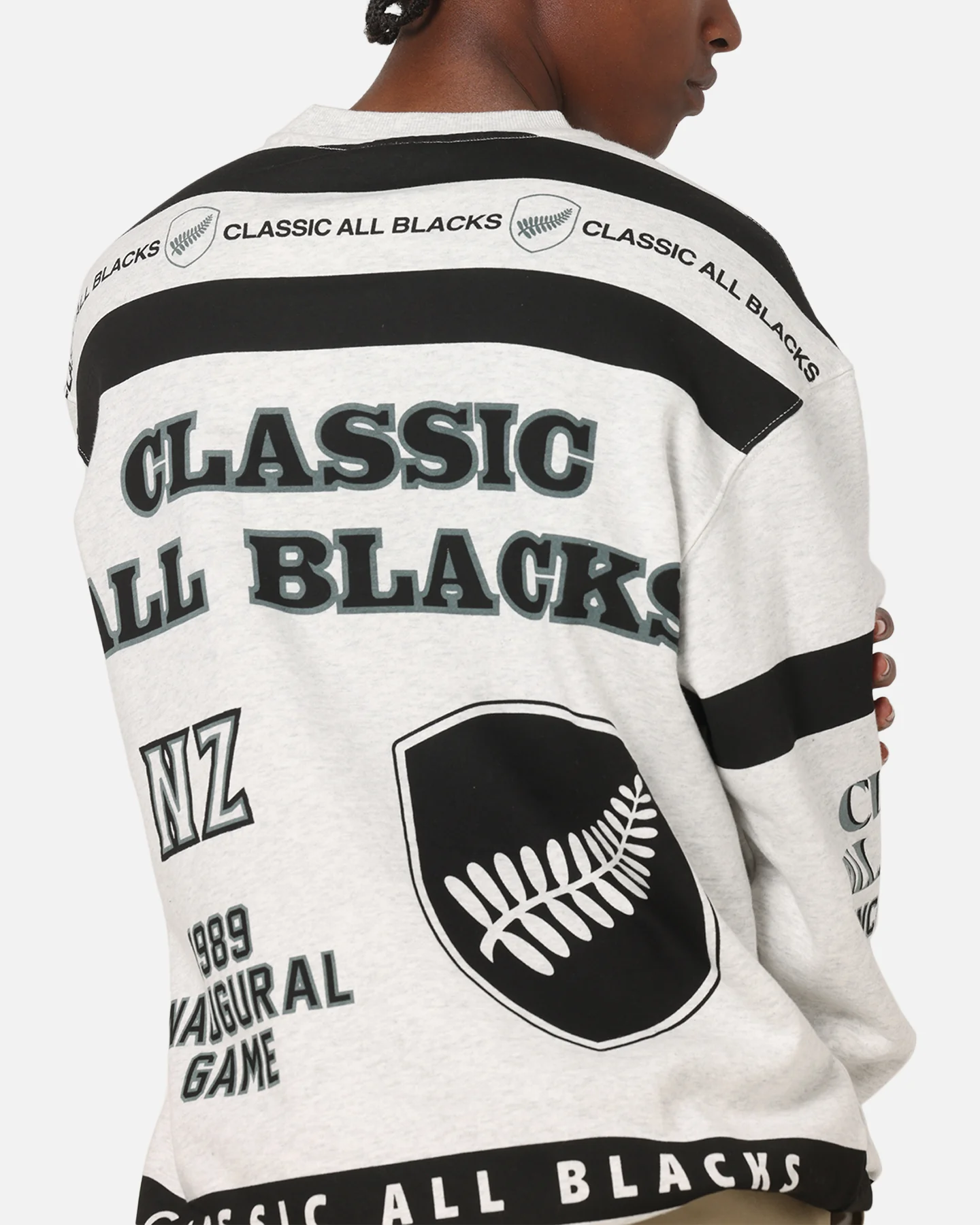 Mitchell & Ness All Blacks Rugby Union Classic Crewneck Silver Marle - Image 8