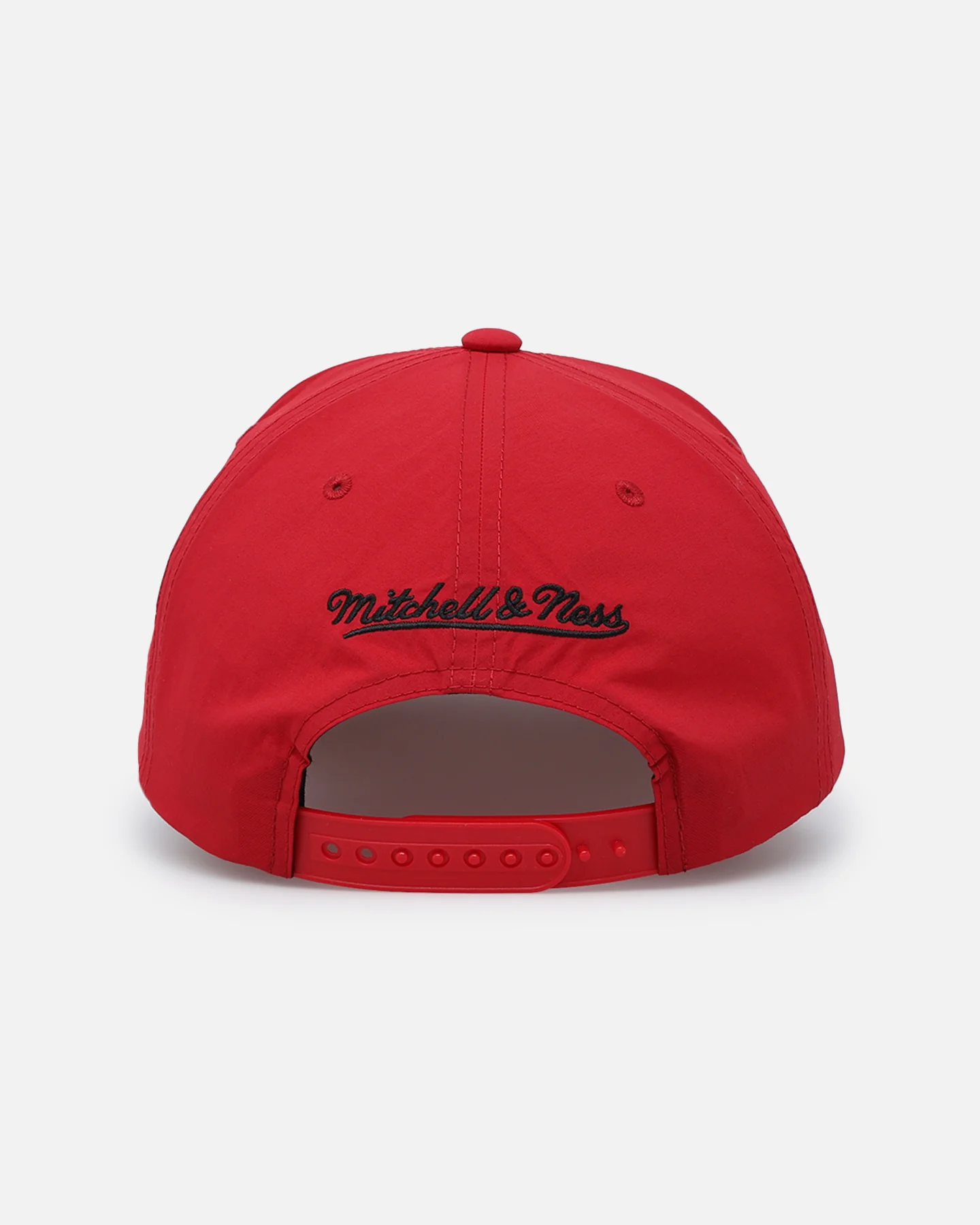 Mitchell & Ness Chicago Bulls Retro Matte Nylon Origins Snapback Red - Image 3