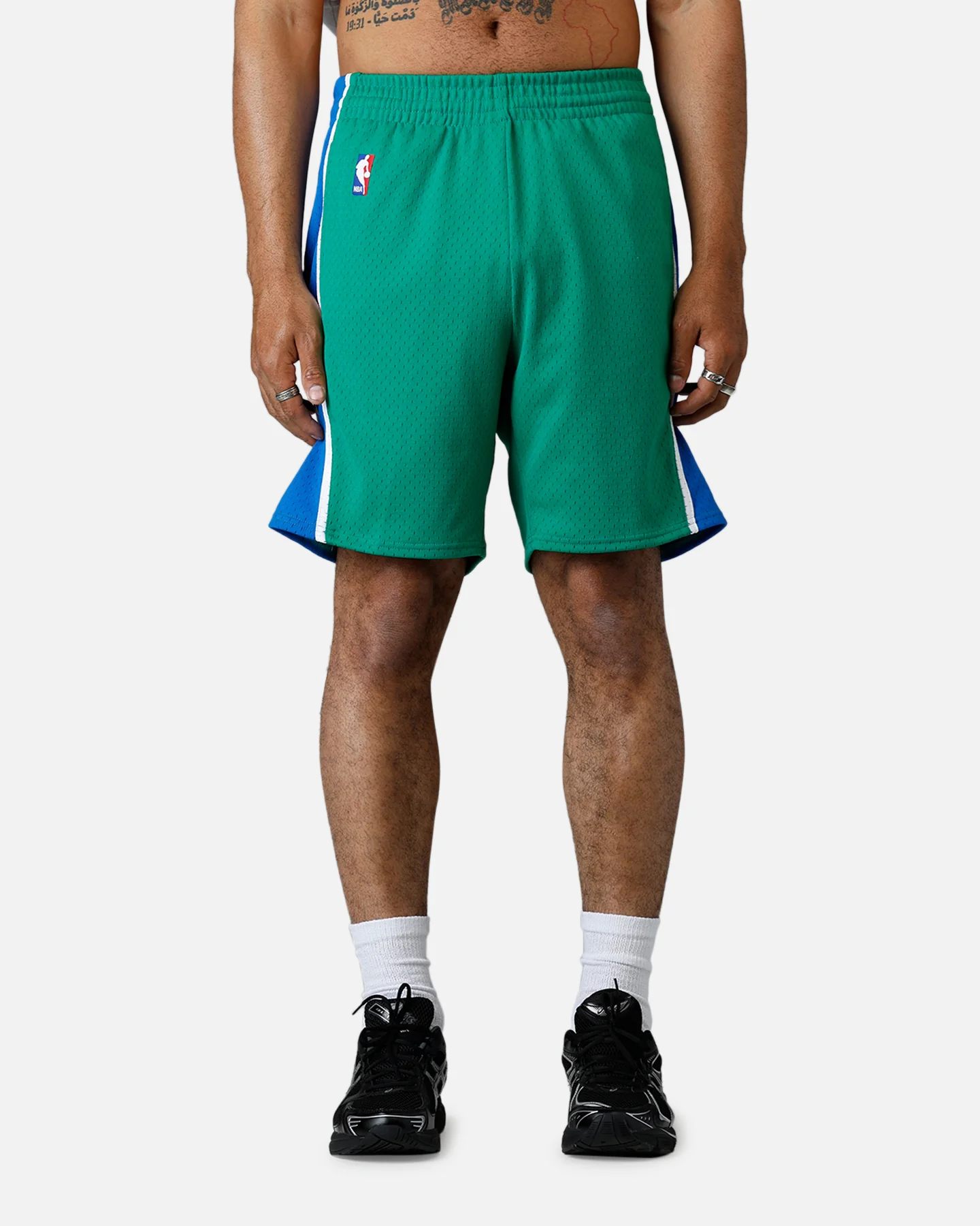 Mitchell & Ness Dallas Mavericks 2004 Swingman Shorts Green/Blue - Image 5