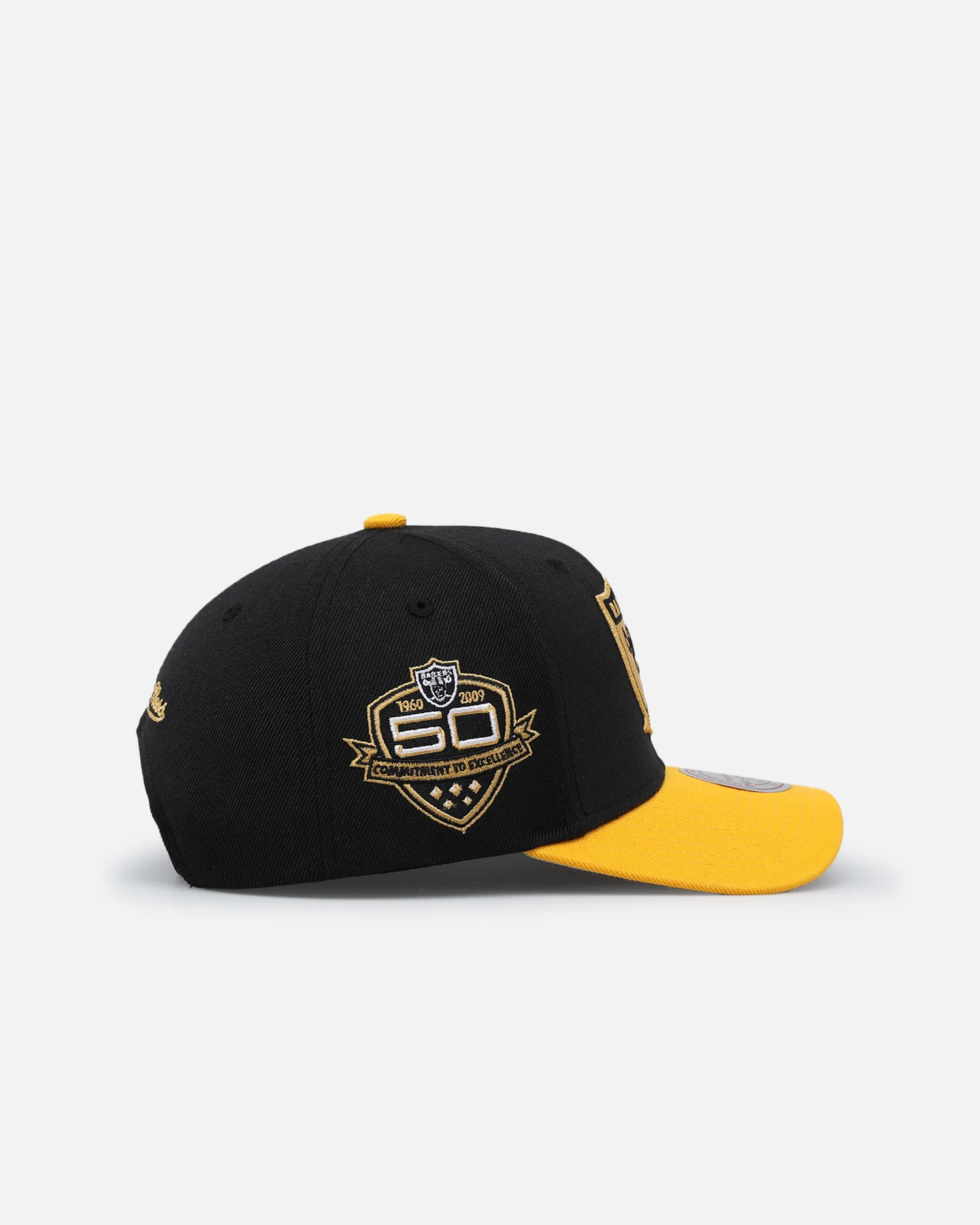 Mitchell & Ness Las Vegas Raiders "Enter The Dragon" Pro Crown Snapback Black/Ochre - Image 3