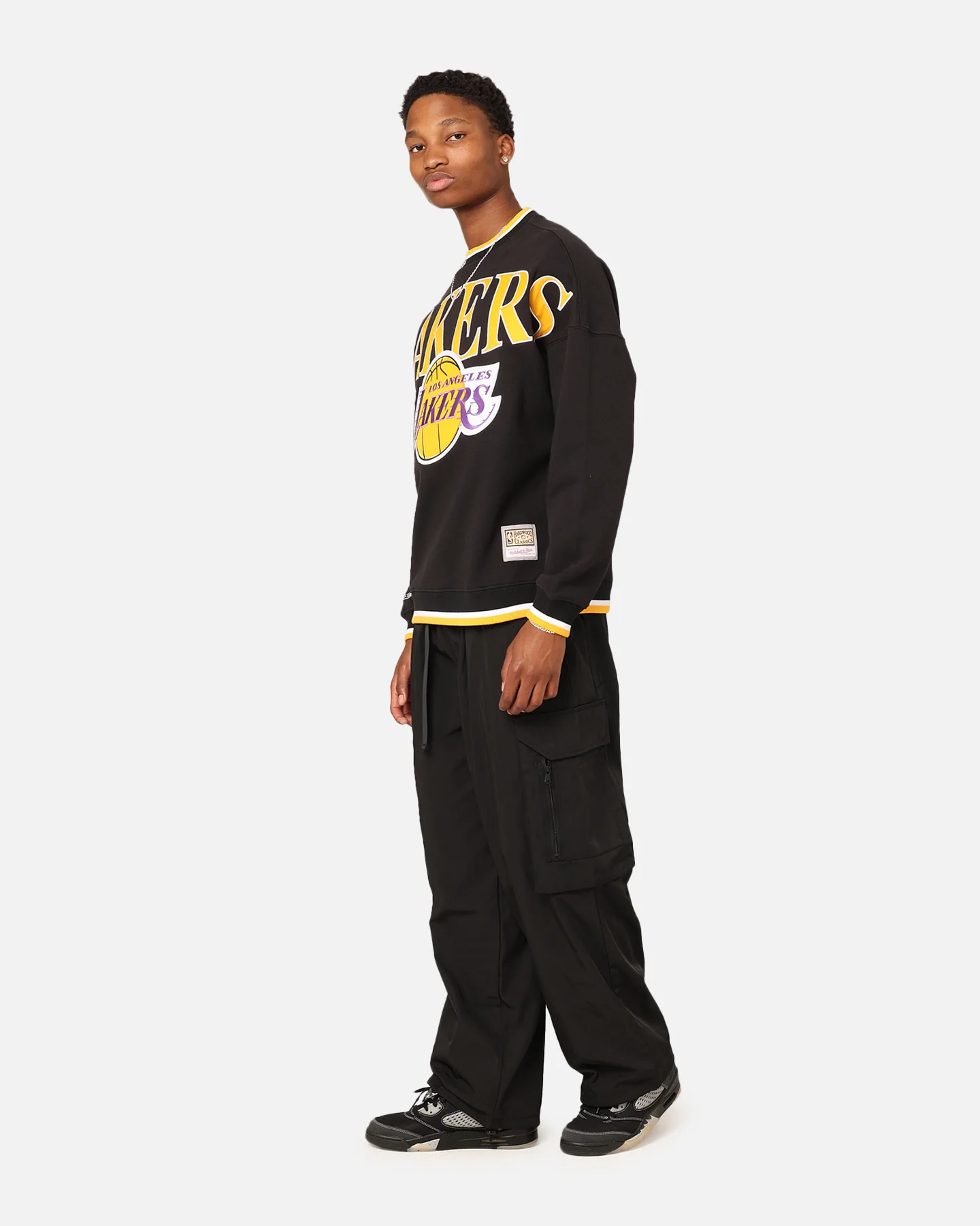 Mitchell & Ness Los Angeles Lakers Shooting Crewneck Black - Image 2